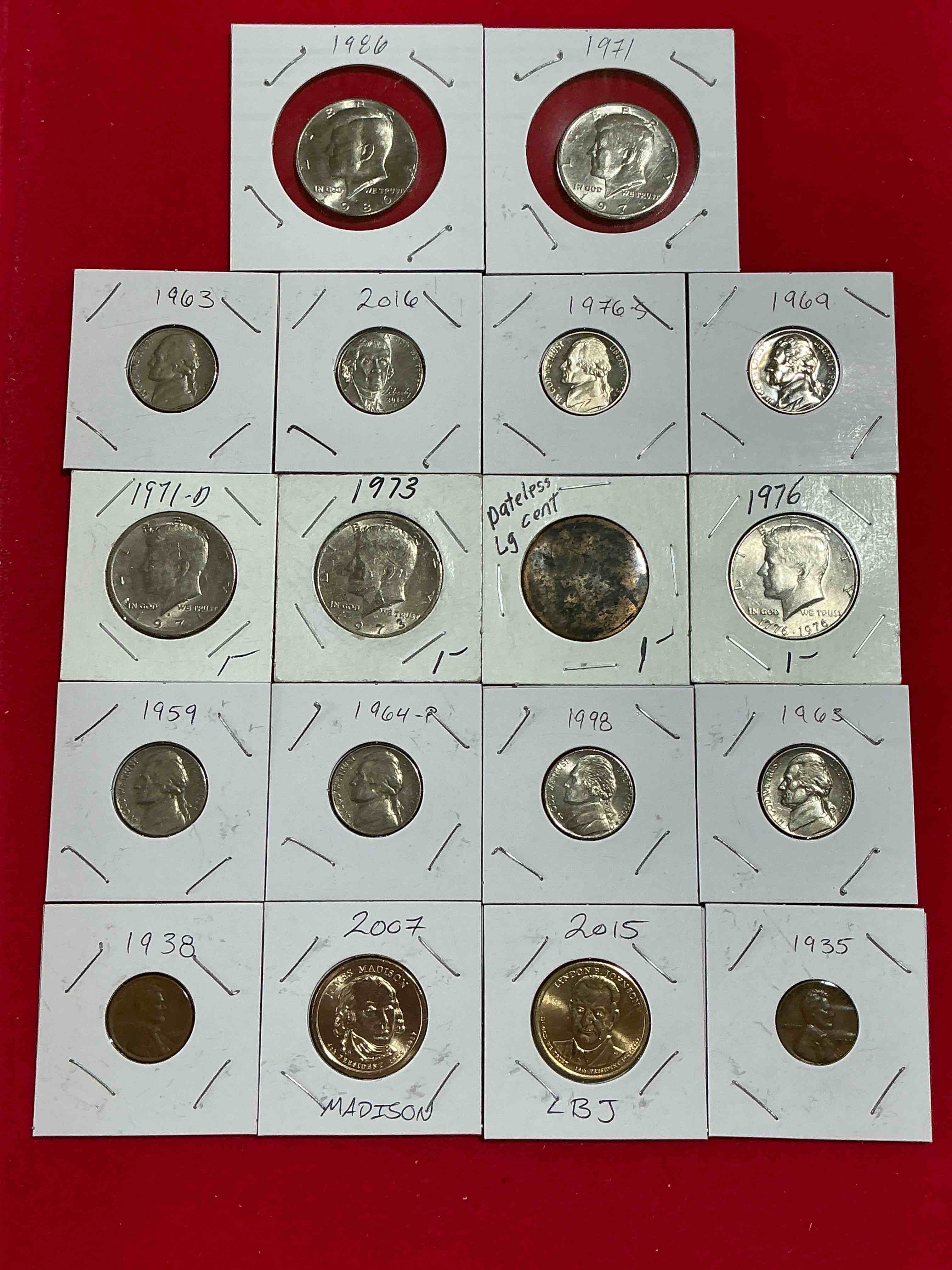 Coin Lot Craziness! A Fun Mixture Of Different Coins From All Different Years! Ike Dollars, Indian Head Pennies, Half Dollars & More! Perfect Addition To Any Collection! 