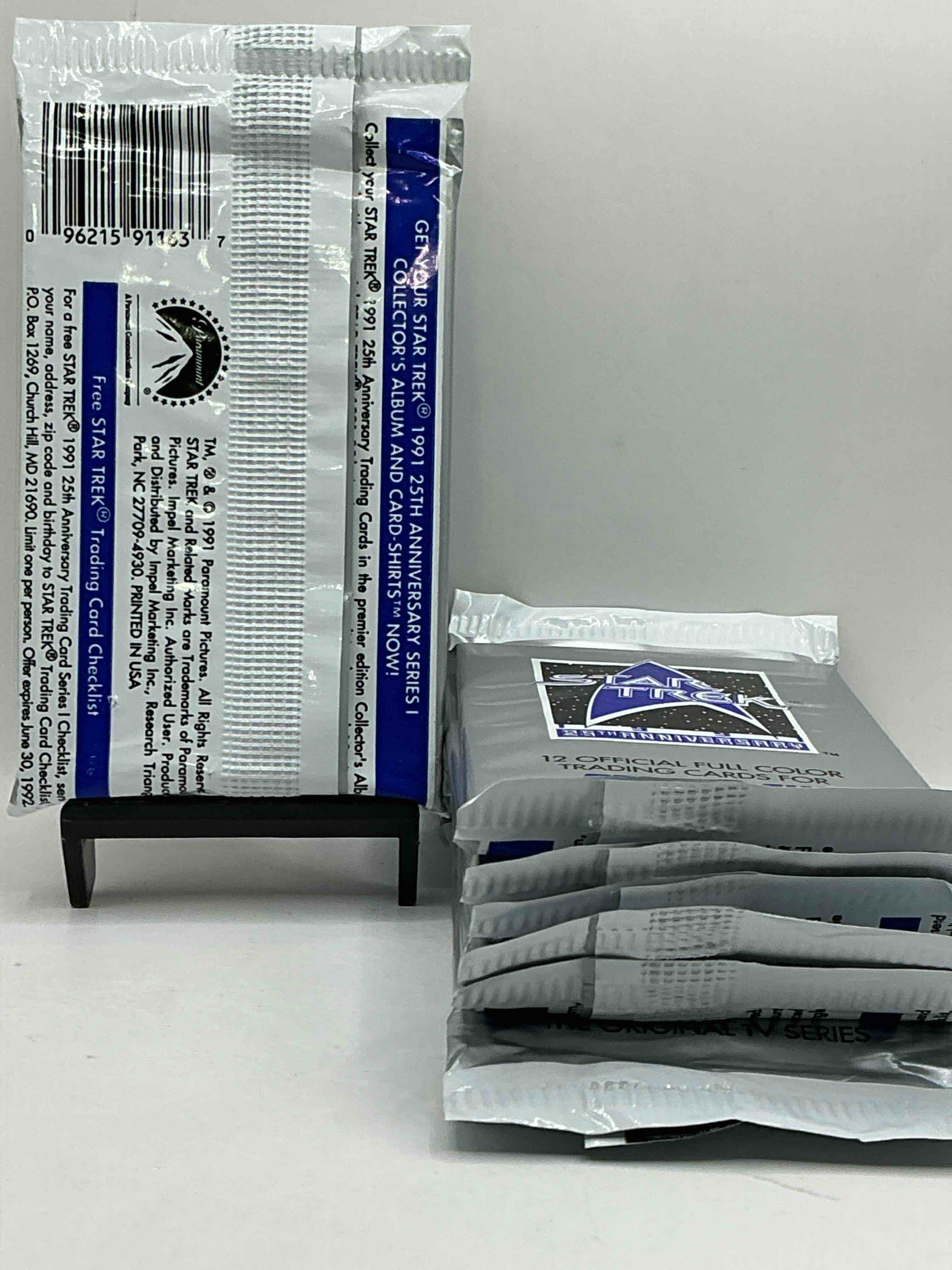 Condition photo showing New/Like New for Star Trek Rarities! 1991 Star Trek Unopened Packs, Straight From Box! Collect These Ultra Rare Packs!