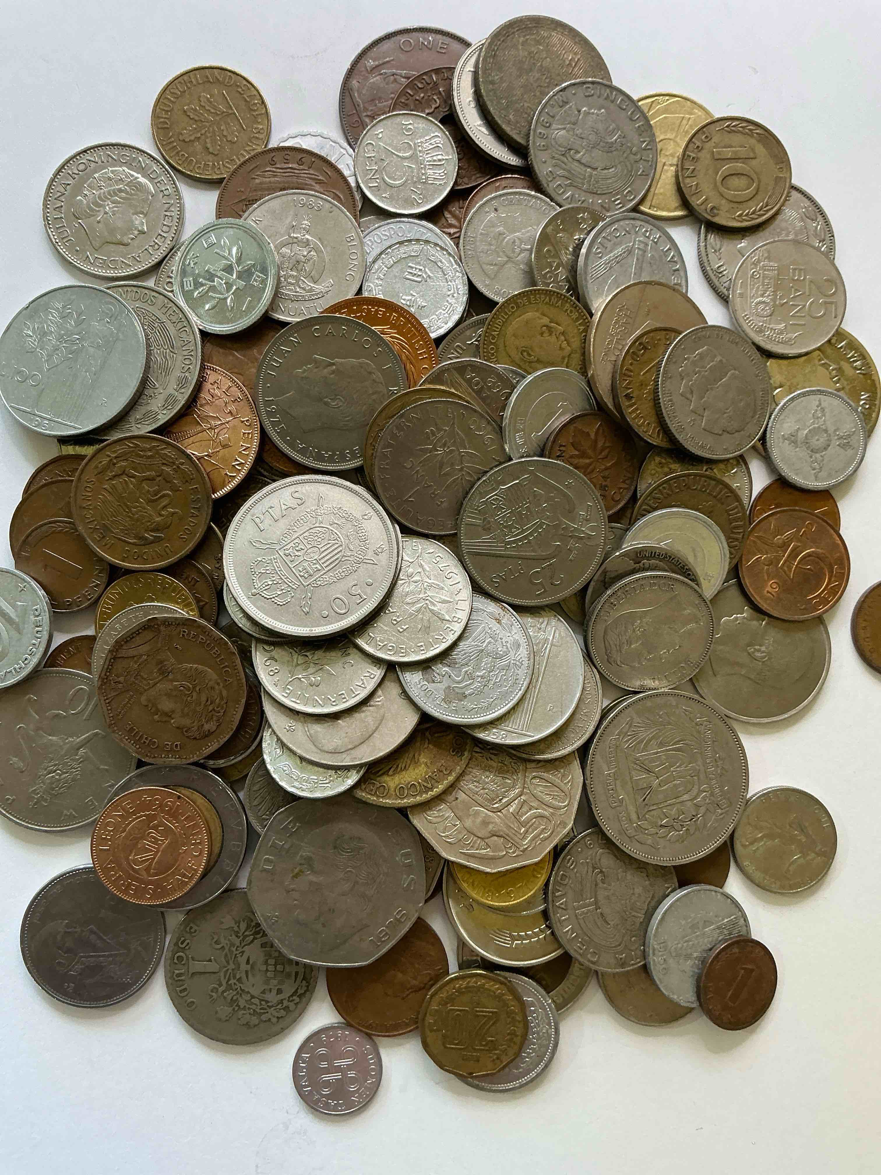 Condition photo showing Good Condition for World Coins, Antique & Vintage! Each Lot Is Unique! Many Different Years, Countries, Sizes & Exotic Places. This Cool Collection Of Antique Coins From Around The World Is Loads Of Fun! Have Fun Identifying Each Coin & Country As A Great Educational Tool! A Great Investment Too!