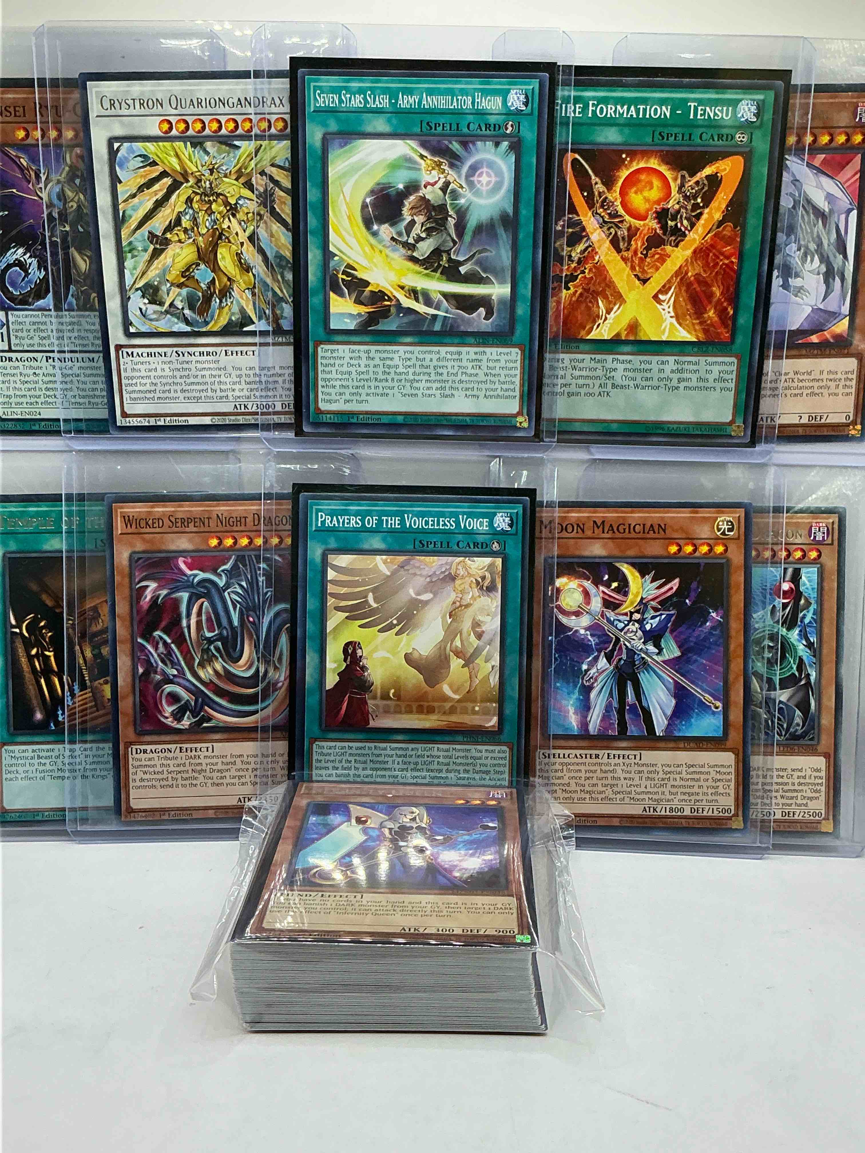 yu-gi-oh 50 card lot! join the craze of yu-gi-oh with these awesome cards! this 50 card lot includes the big three yu-gi-oh category cards, monsters, spells & traps! this 50 card lot includes some of all three! wow! perfect time to start collecting!