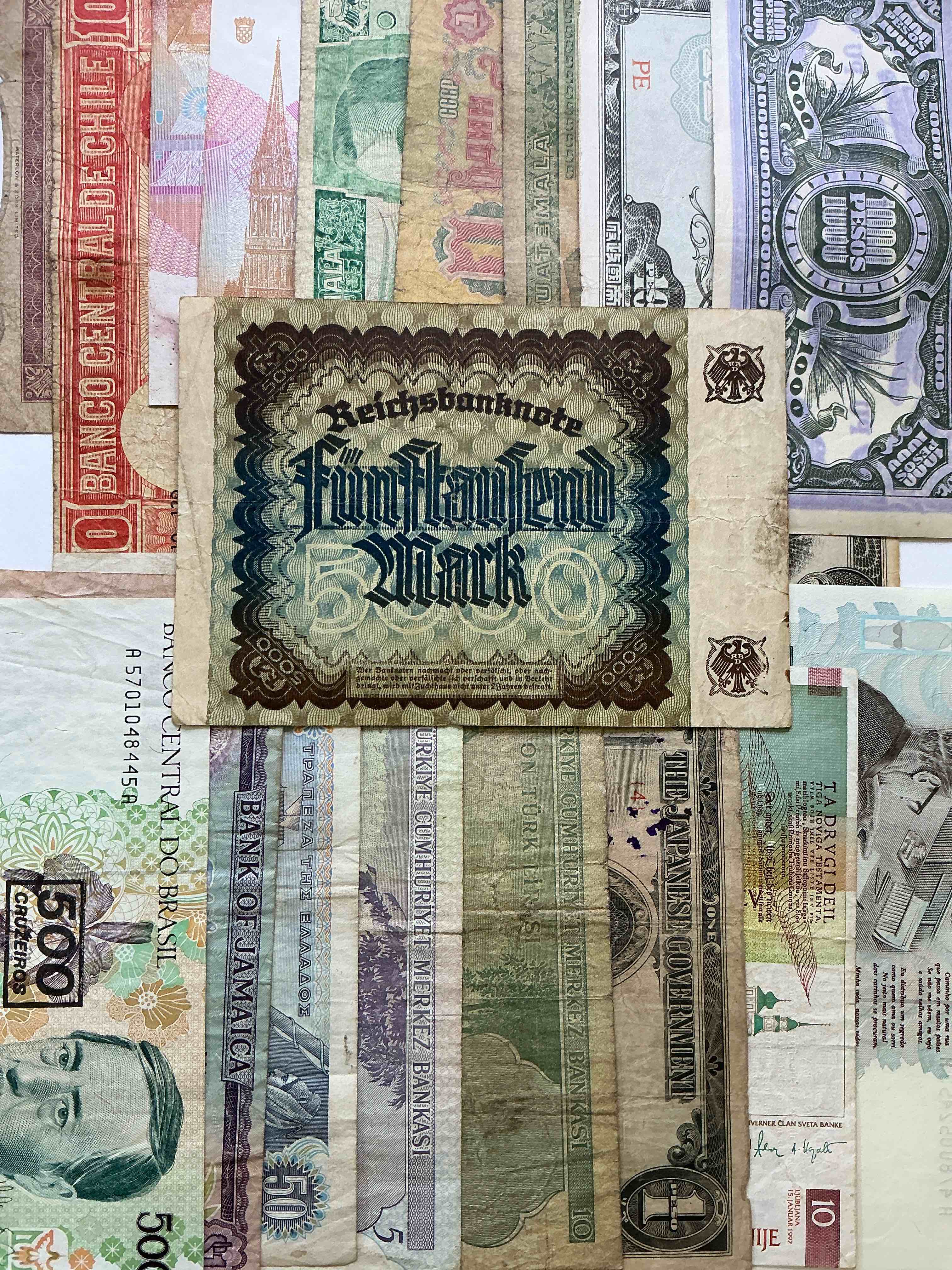 Condition photo showing Good Condition for World Antique & Modern Authentic Paper Money! Genuine Paper Currency From Around The World, All Bills Unique & Typically Span The Last 100 Years Or So! In Circulated & Uncirculated Condition! Impossible To Collect! 