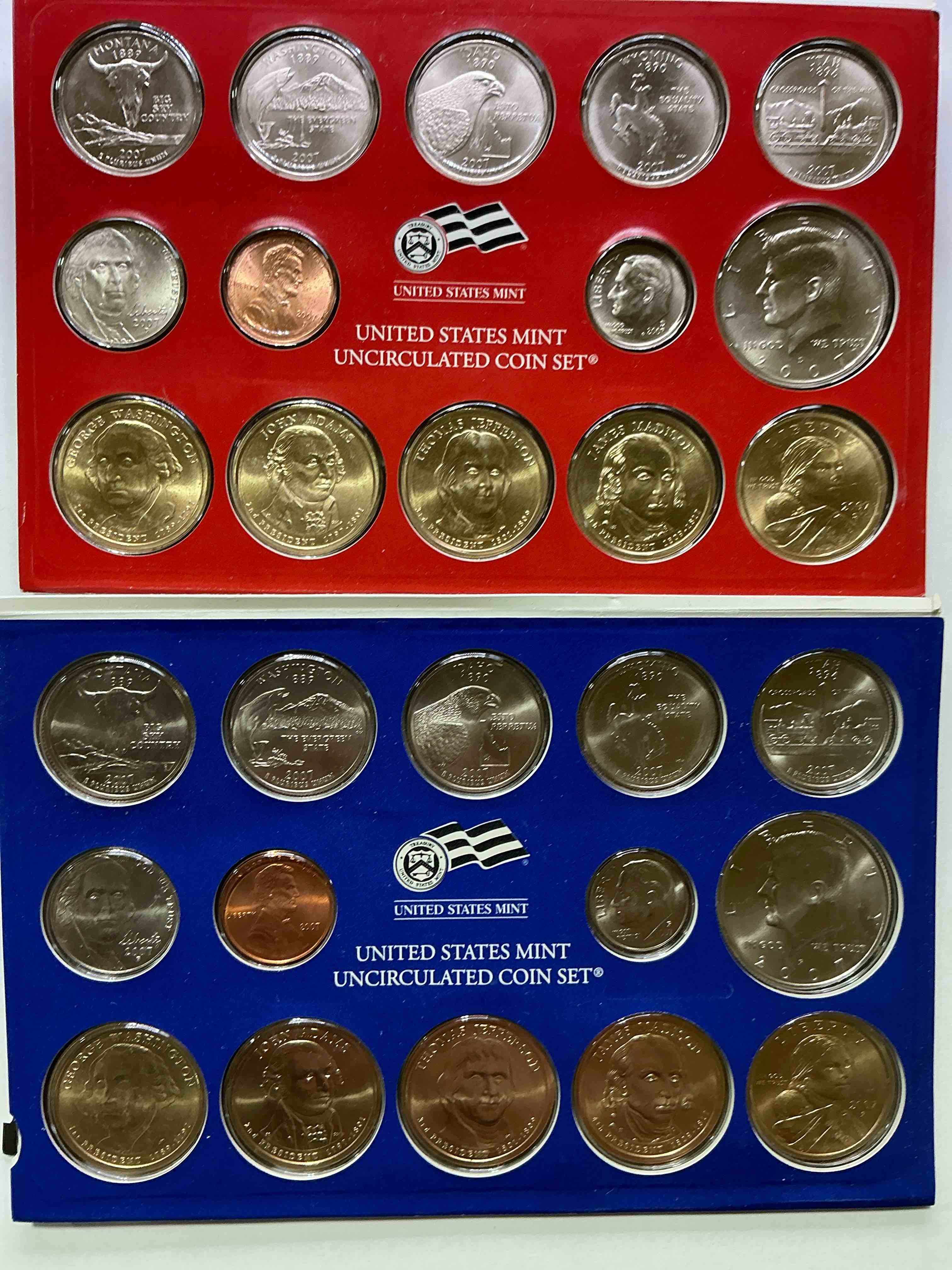 2007 mint coins! uncirculated 28 coins, including sacagawea dollar coins, half dollars, state quarters, dimes, nickels & pennies! insane mint coins!