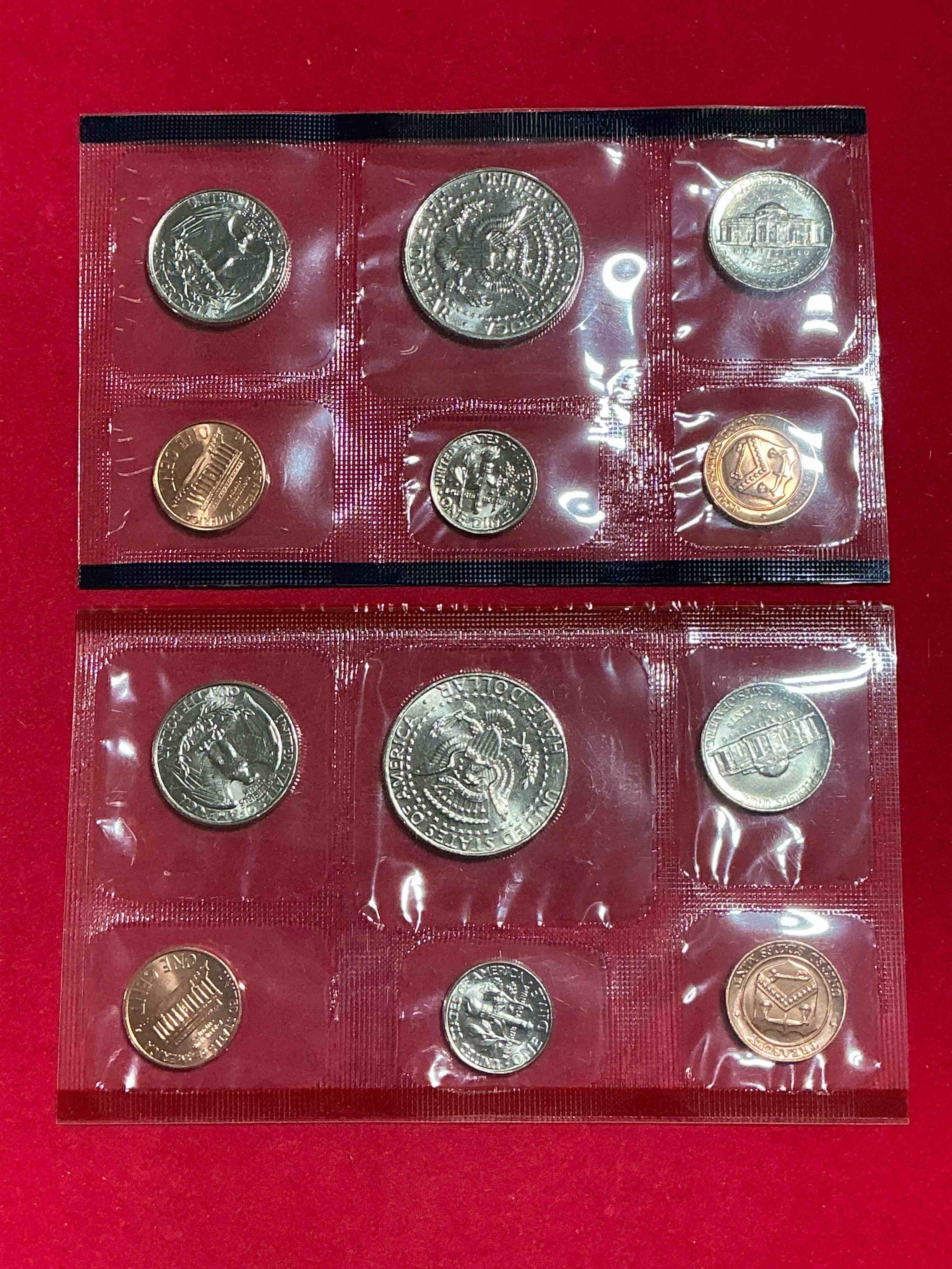Condition photo showing New/Like New for 1993 Uncirculated U.S. Mint Coins! These Gorgeous Coins From The Mint Set Features Each U.S. Coins Minted in 1993 In Uncirculated Condition, From Each Mint Mark, Philly & Denver! Own An Awesome Investment & Incredible Piece Of U.S. History!