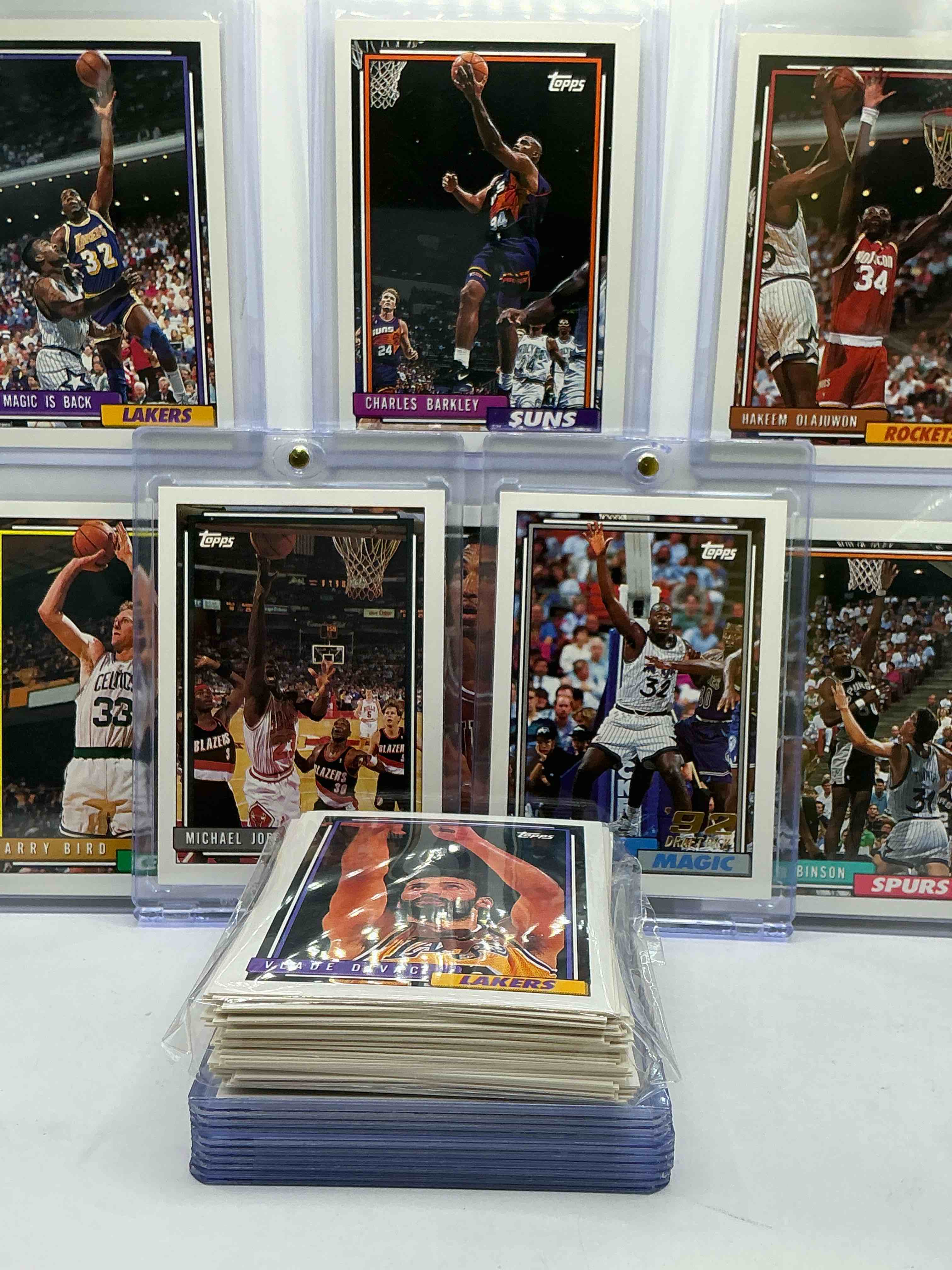 Condition photo showing New/Like New for Shaquille O’Neal Rookie Card! Rare Michael Jordan Card & More! 1993 Topps Basketball 50 Card Lot, Includes Commons, Legends, Heroes & More! 1980’s & 1990’s Basketball Legends! David Robinson, Larry Bird, Hakeem Olajuwon, Scottie Pippen, Magic & More! Rare! 50 Card Extravaganza! 