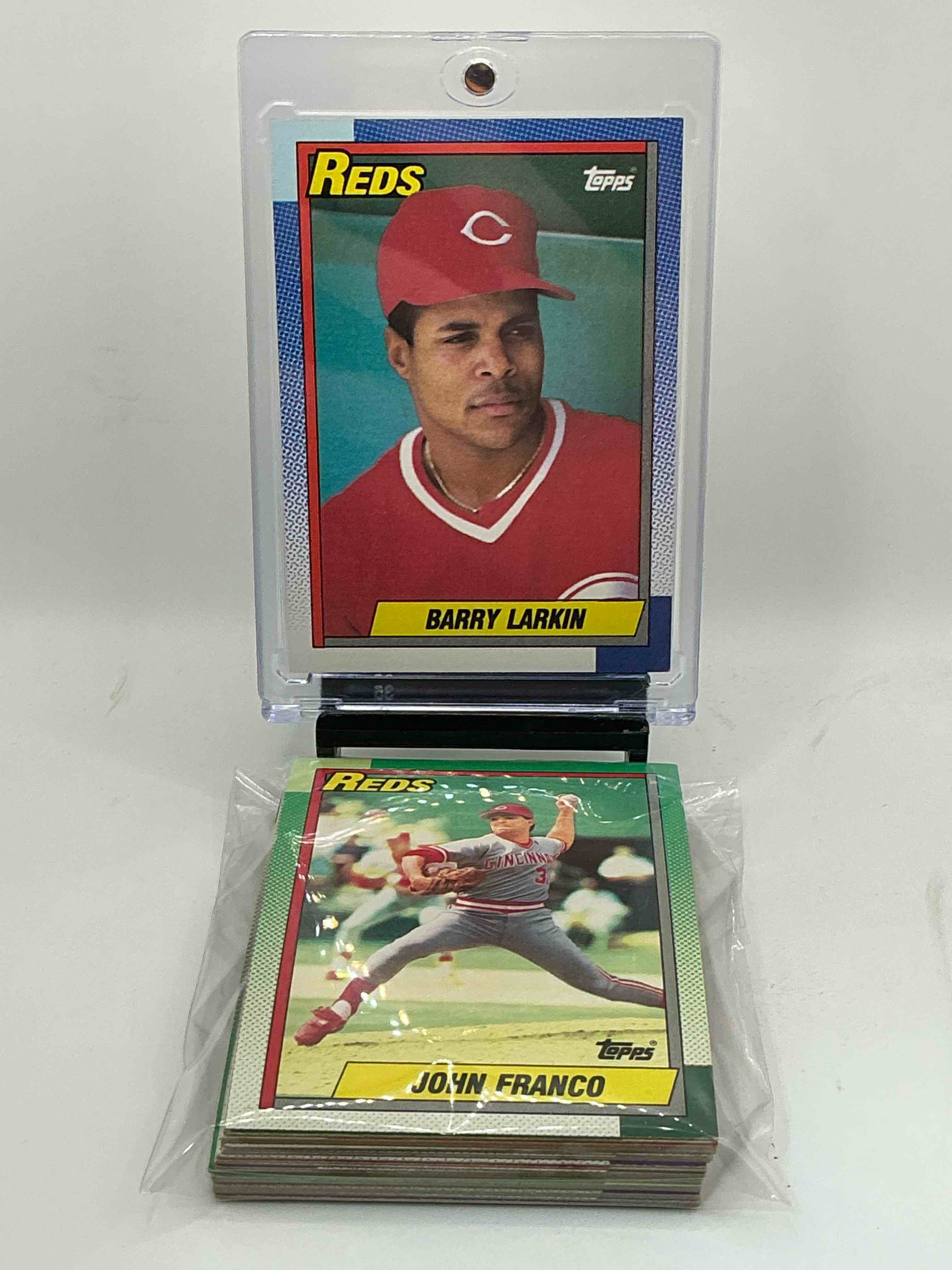 1990 topps reds team set! 25 card reds set! barry larkin, ron oester & more! reds fans rejoice!