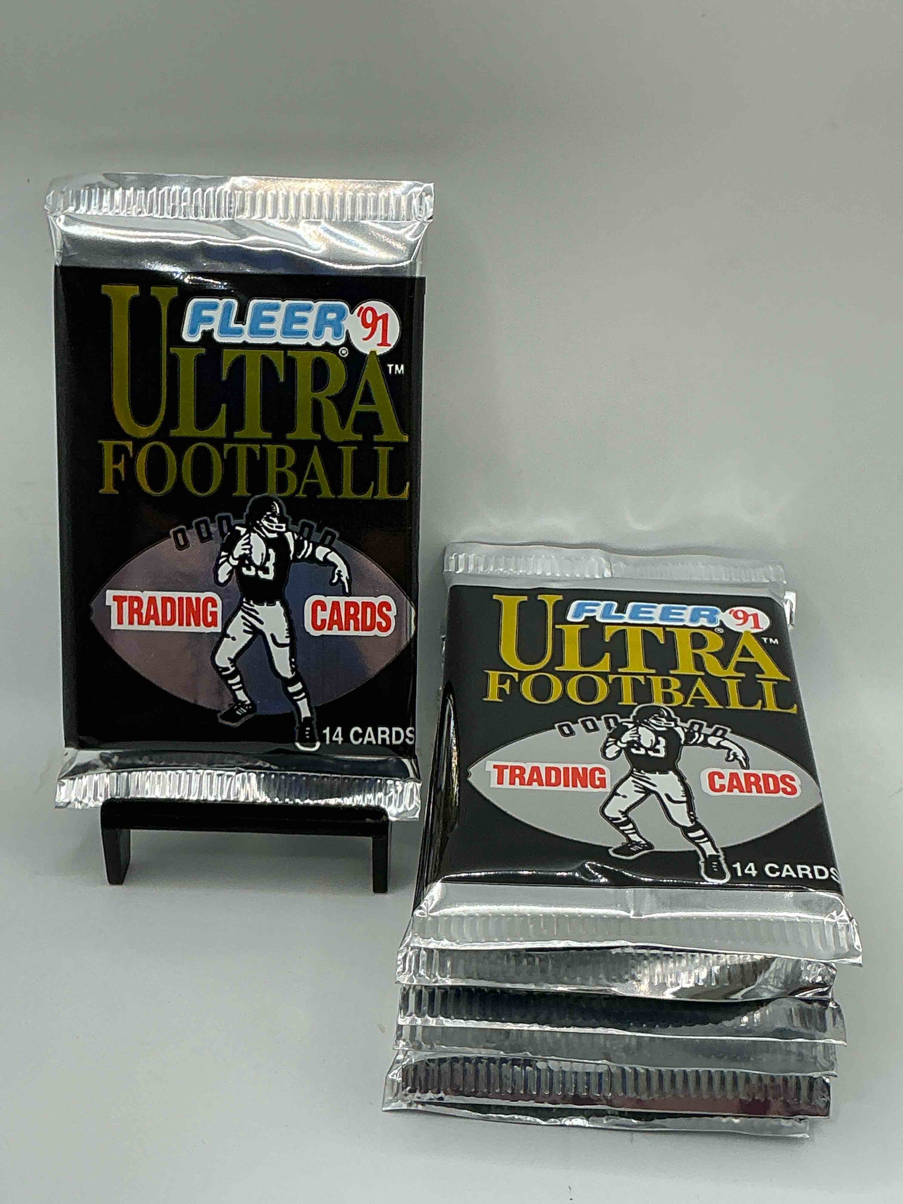 Brett Favre Rookie!? 1991 Fleer ULTRA Unopened Packs Straight From Original Box!Search For Brett Favre Rookie & Other Valuable Cards From Joe Montana Emmitt Smith & Barry Sanders!