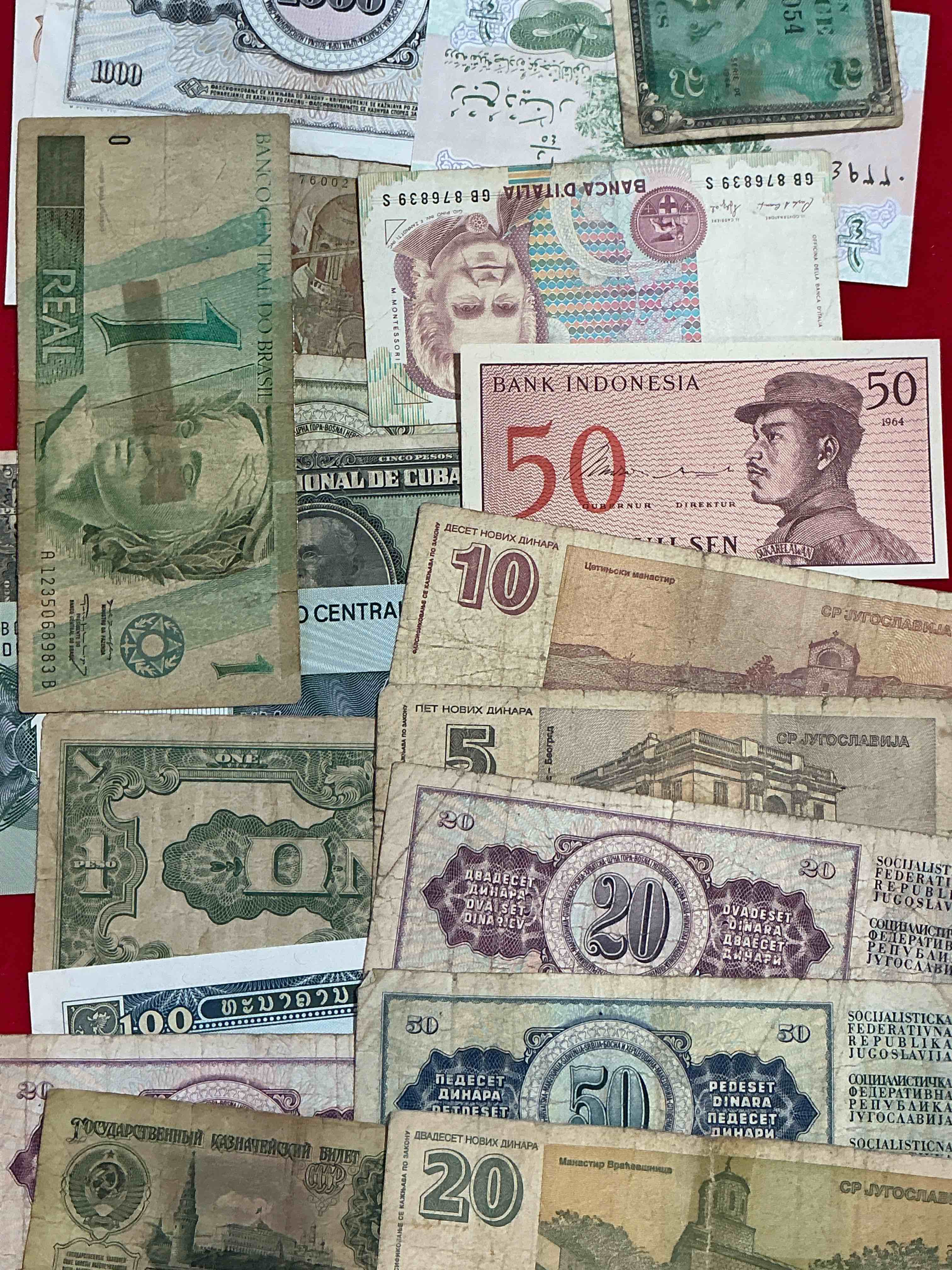 World Antique & Modern Authentic Paper Money! Genuine Paper Currency From Around The World, All Bills Unique & Typically Span The Last 100 Years Or So! In Circulated & Uncirculated Condition! Impossible To Collect! 