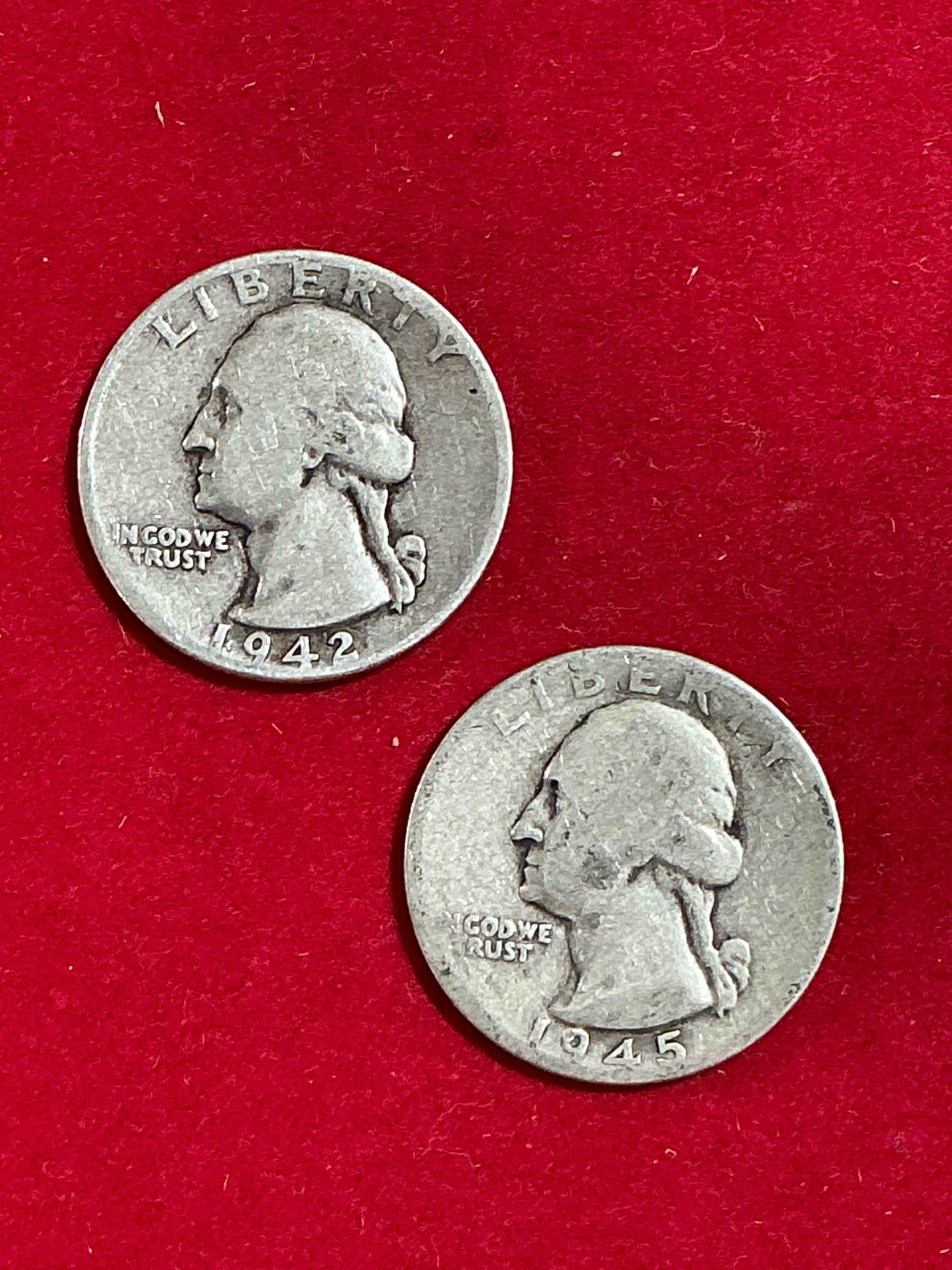 George Washington Brilliant Circulated World War II Silver! Pre 1965 U.S. Quarter Dollar Coins Were Actually Silver, Here Are Great Examples Of Awesome, Pristine George Washington Silver Quarter, Stunning & Circulated! Rare Mints! Great For Investing In Precious Metals! These Coins Were Minted At 90% Silver and 10% Copper, Giving Them A Net Weight Of .18084 Ounces Of Pure Silver Per Coin! Very Hard To Find, Stunning! Invest In Fine U.S. Silver!