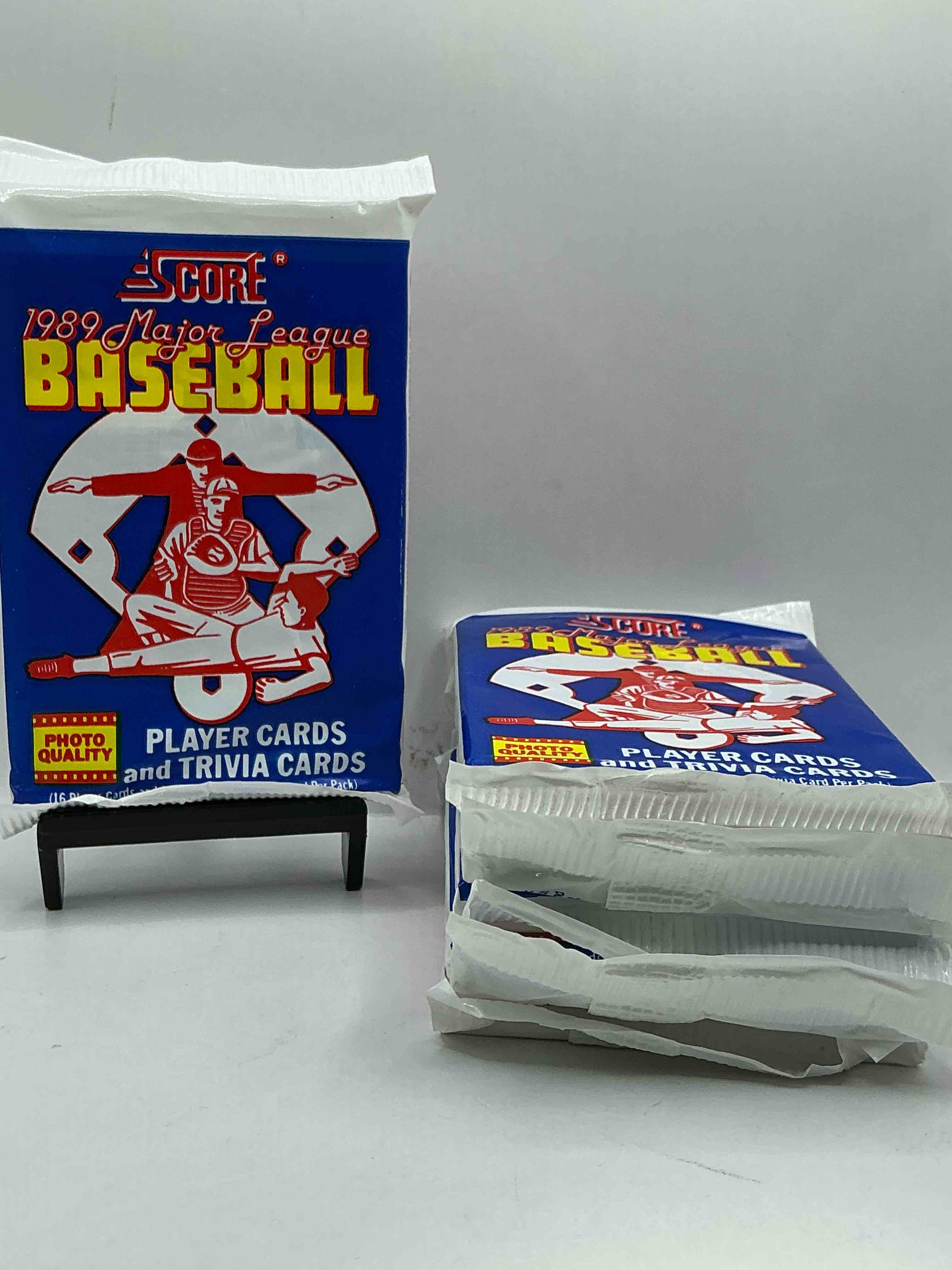 1989 score baseball sealed sports collectible card pack, direct from original retail case! search for valuable don mattingly #1 & so many cool nostalgic 80's players!