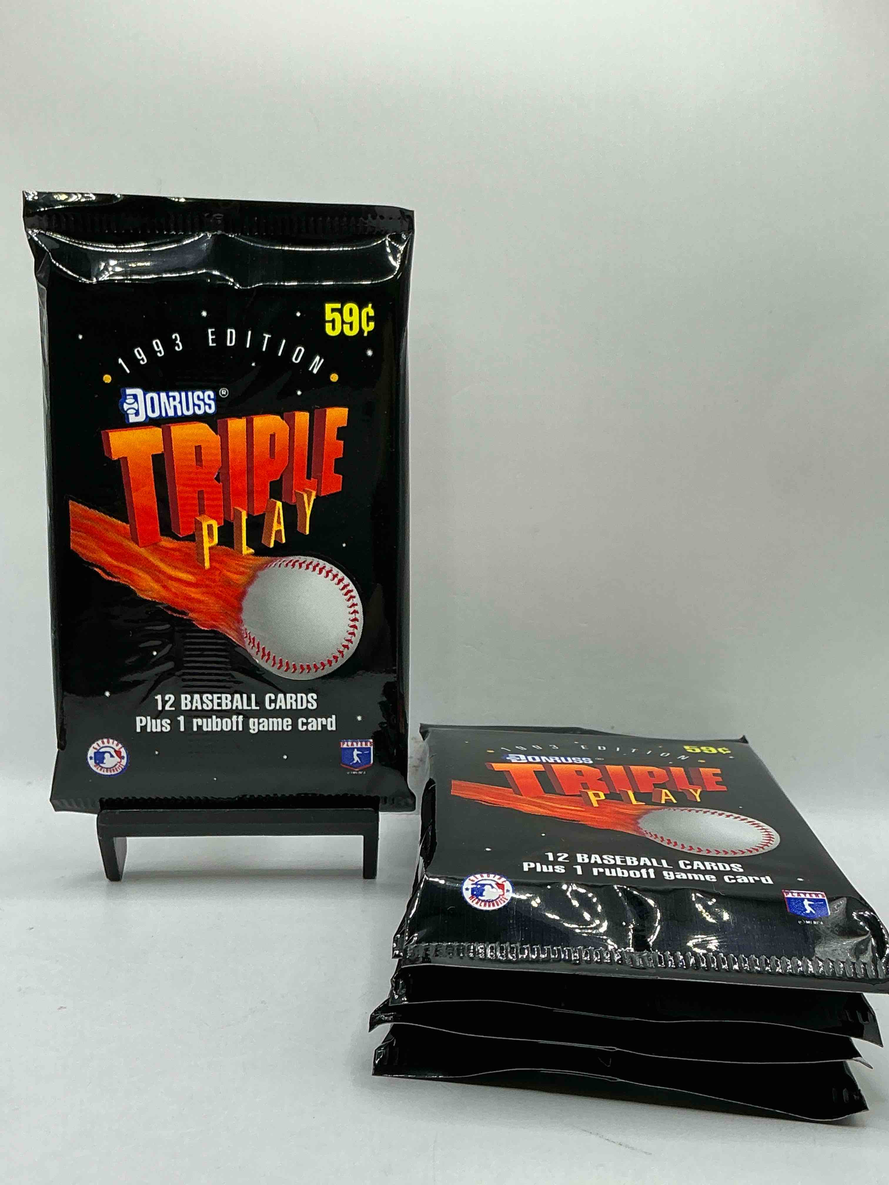 1992 donruss triple play mlb baseball card packs! look for randomly inserted gallery of the stars cards, awesome action, little hotshots & rub off game cards!along with griffey jr, mcgwire, ryan & more! rare packs!