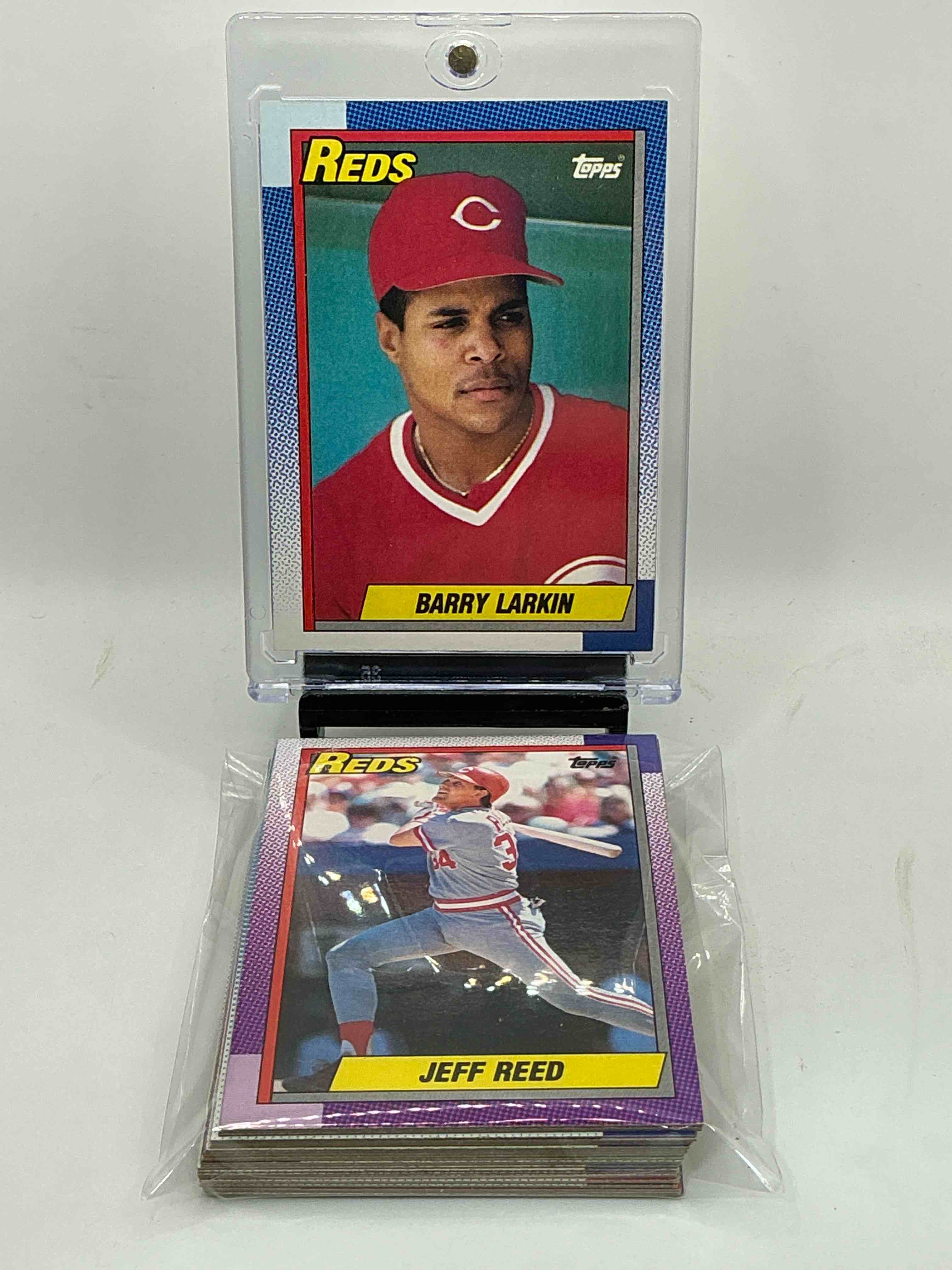 1990 topps reds team set! 26 card reds set! barry larkin, ron oester & more! reds fans rejoice!