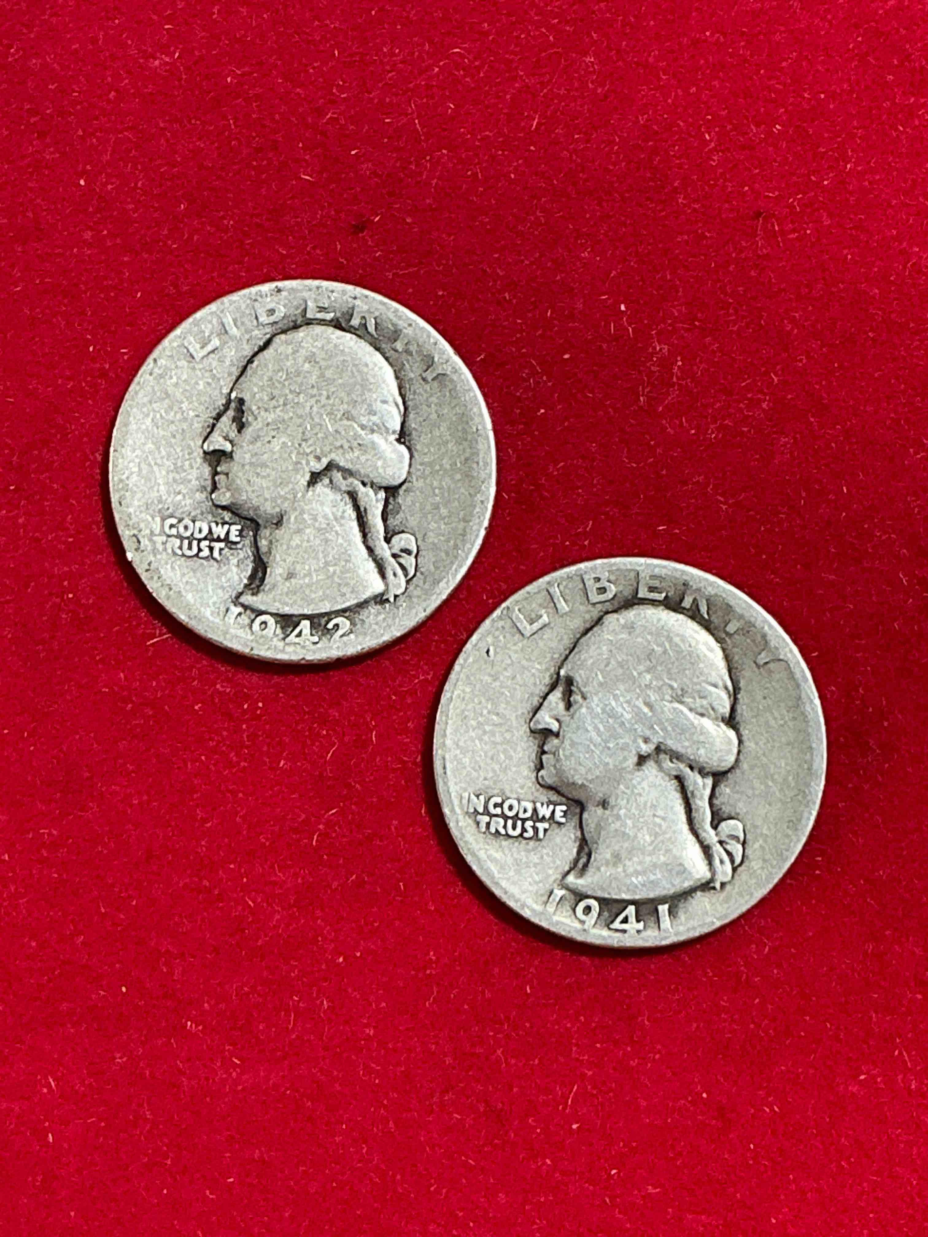 george washington brilliant circulated world war ii silver! pre 1965 u.s. quarter dollar coins were actually silver, here are great examples of awesome, pristine george washington silver quarter, stunning & circulated! rare mints! great for investing in precious metals! these coins were minted at 90% silver and 10% copper, giving them a net weight of .18084 ounces of pure silver per coin! very hard to find, stunning! invest in fine u.s. silver!