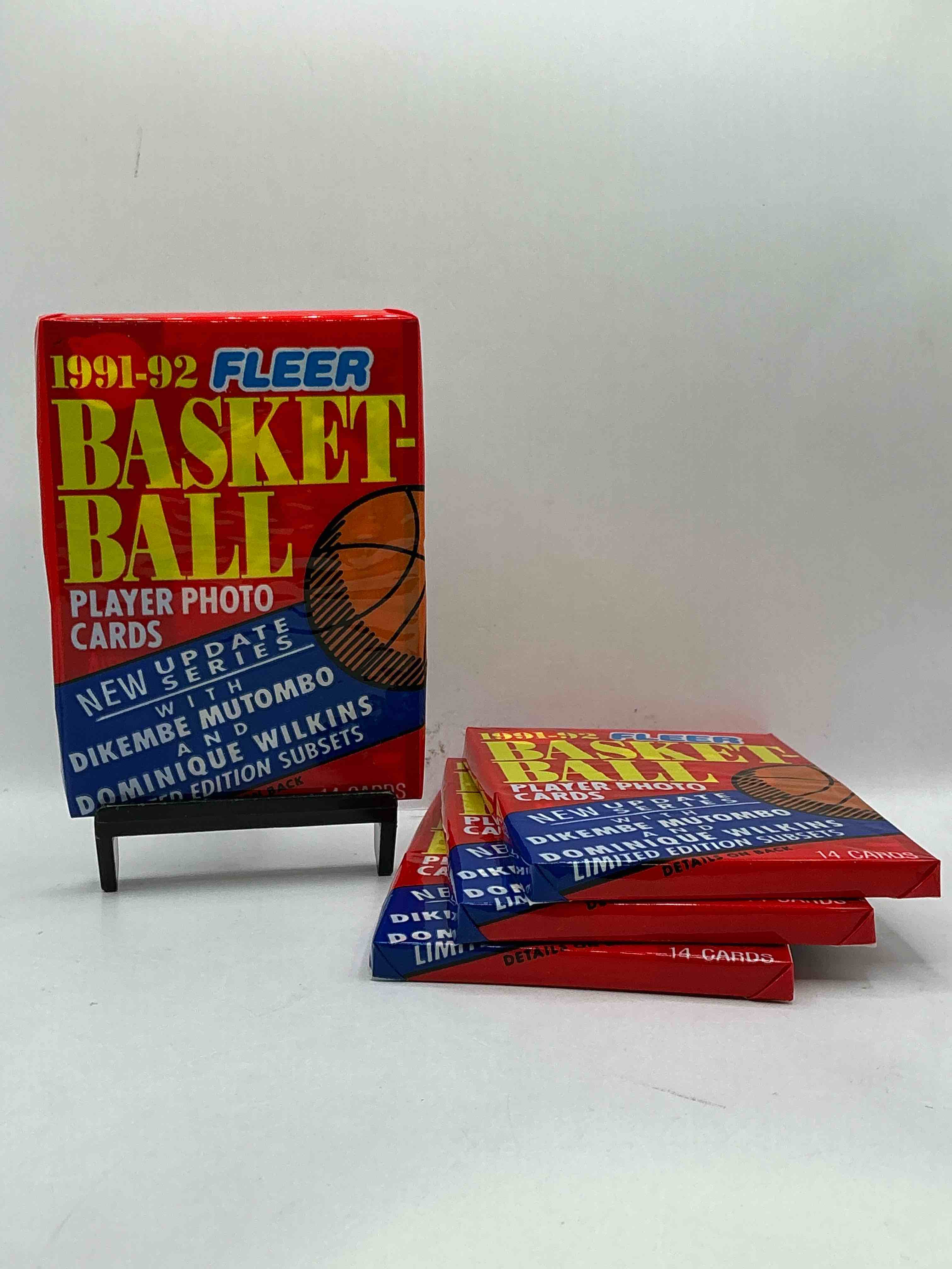 basketball wow! rare 1991/92 nba fleer sealed sports collectible card pack, direct from original sealed retail case! so many awesome cards to search for michael jordan (psa 10 value $150) larry bird, magic johnson & too many other great cards to list! hard to find, excellent like-new condition!