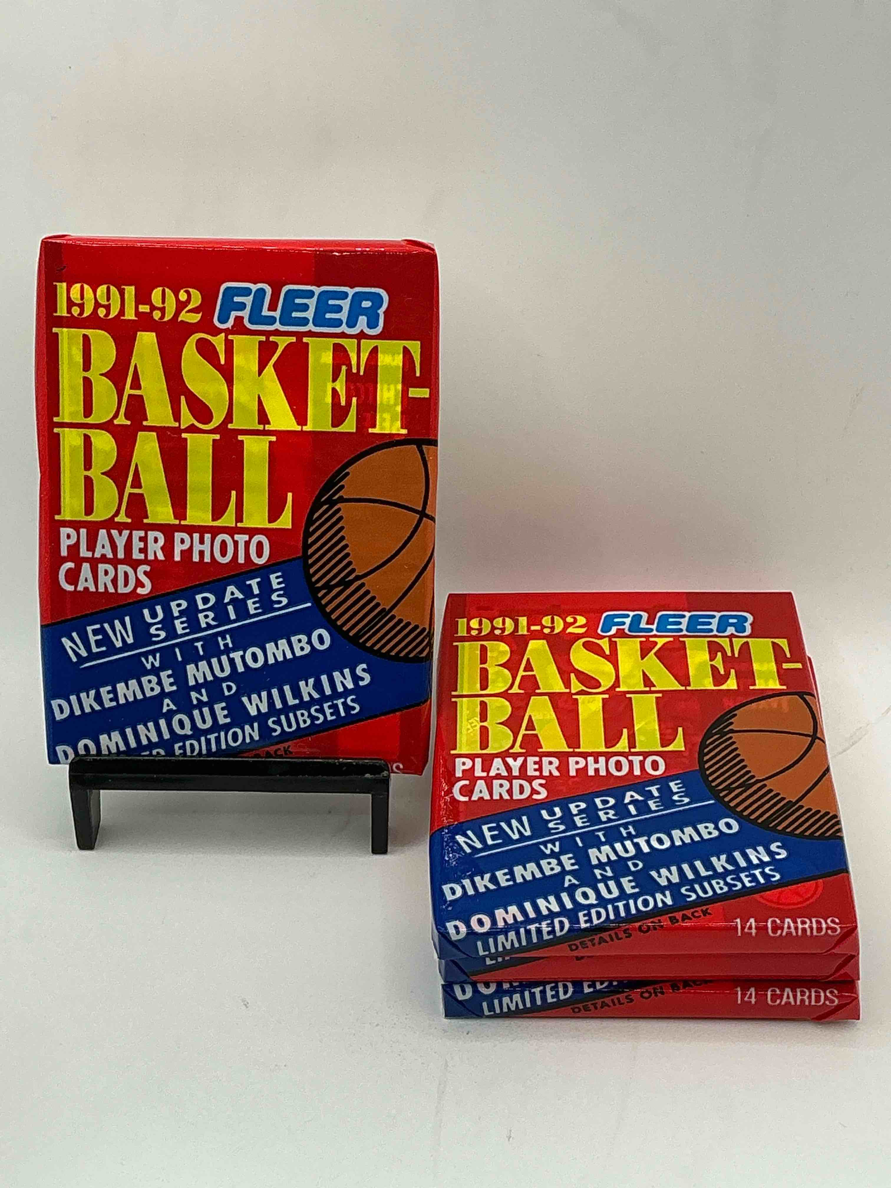 basketball wow! rare 1991/92 nba fleer sealed sports collectible card pack, direct from original sealed retail case! so many awesome cards to search for michael jordan (psa 10 value $150) larry bird, magic johnson & too many other great cards to list! hard to find, excellent like-new condition!