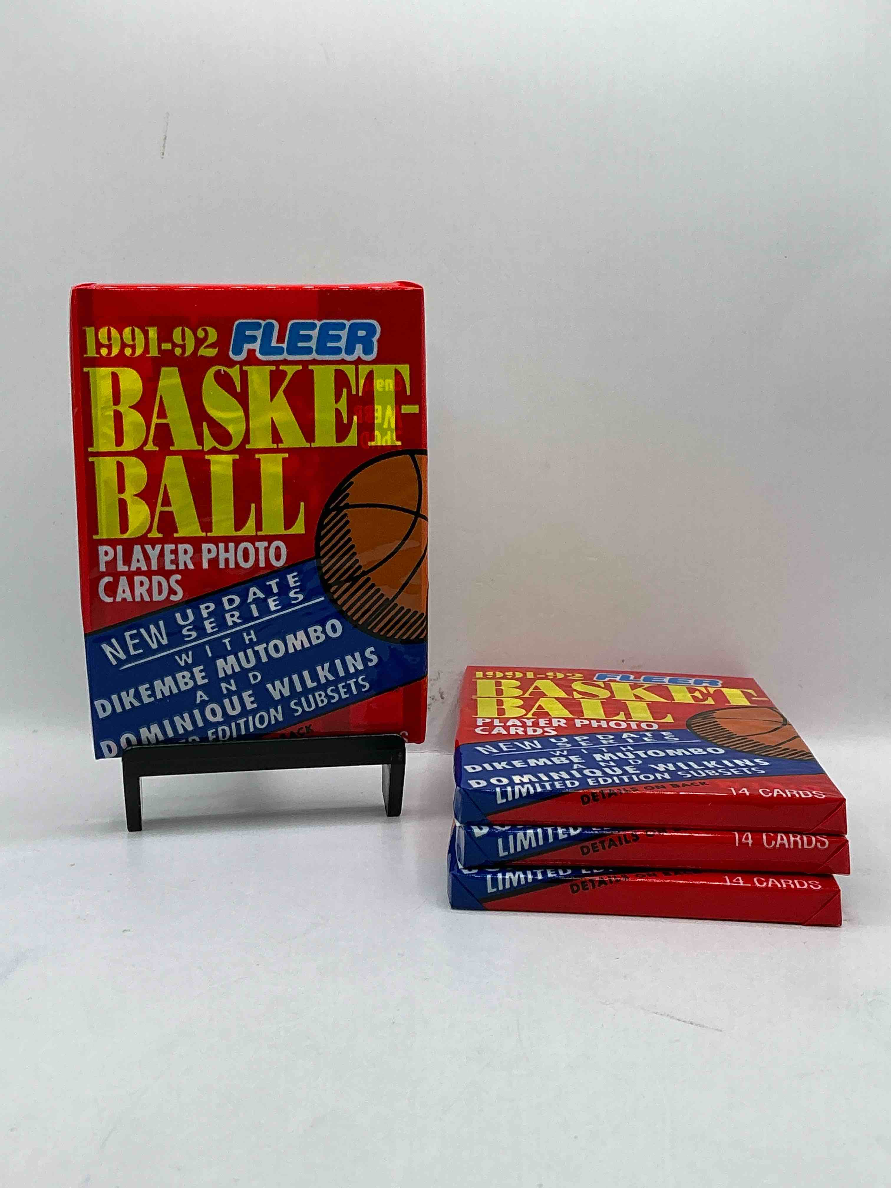 basketball wow! rare 1991/92 nba fleer sealed sports collectible card pack, direct from original sealed retail case! so many awesome cards to search for michael jordan (psa 10 value $150) larry bird, magic johnson & too many other great cards to list! hard to find, excellent like-new condition!