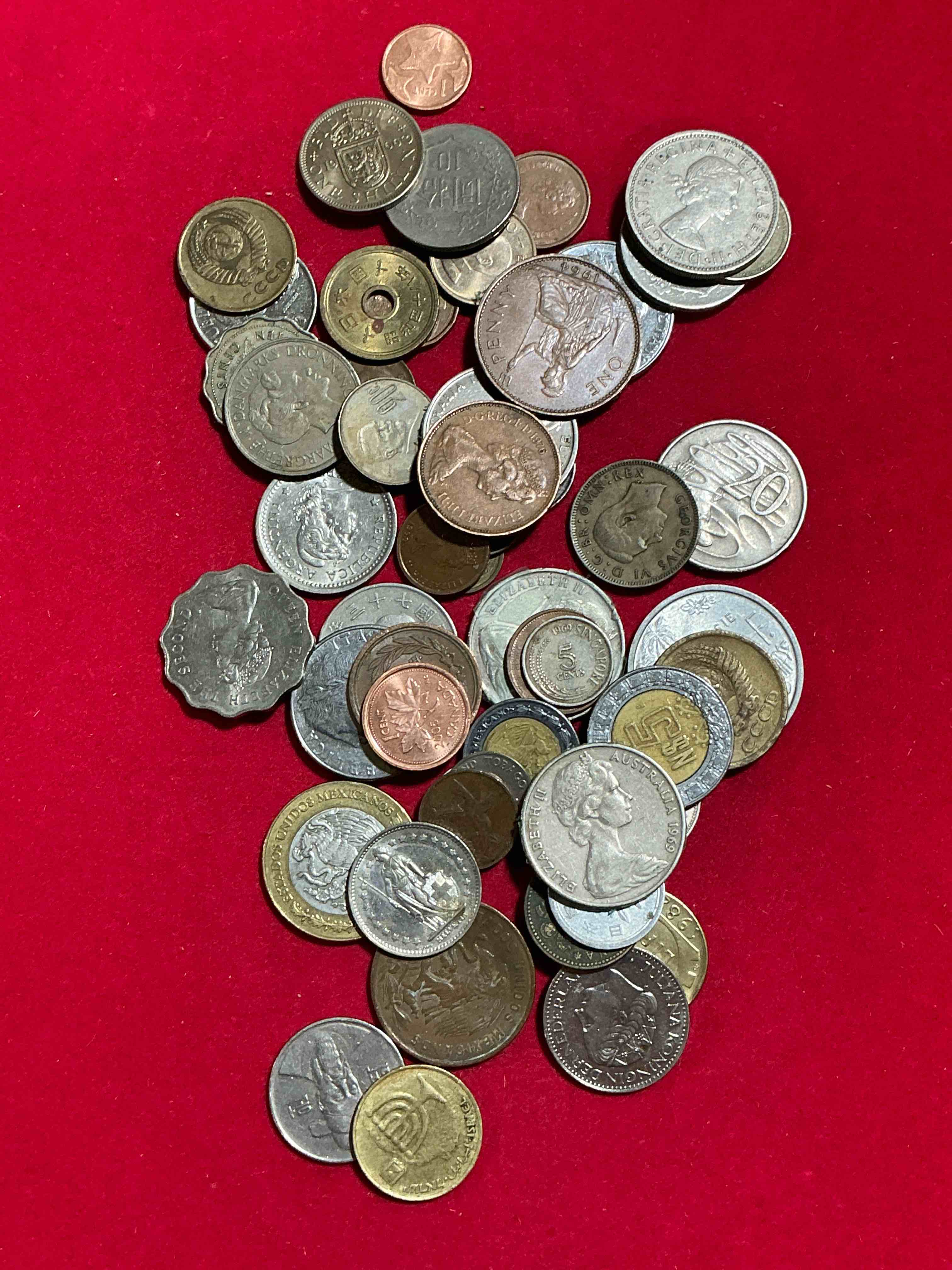 Condition photo showing Good Condition for world coins, antique & vintage! each lot is unique! many different years, countries, sizes & exotic places. this cool collection of antique coins from around the world is loads of fun! have fun identifying each coin & country as a great educational tool! a great investment too!