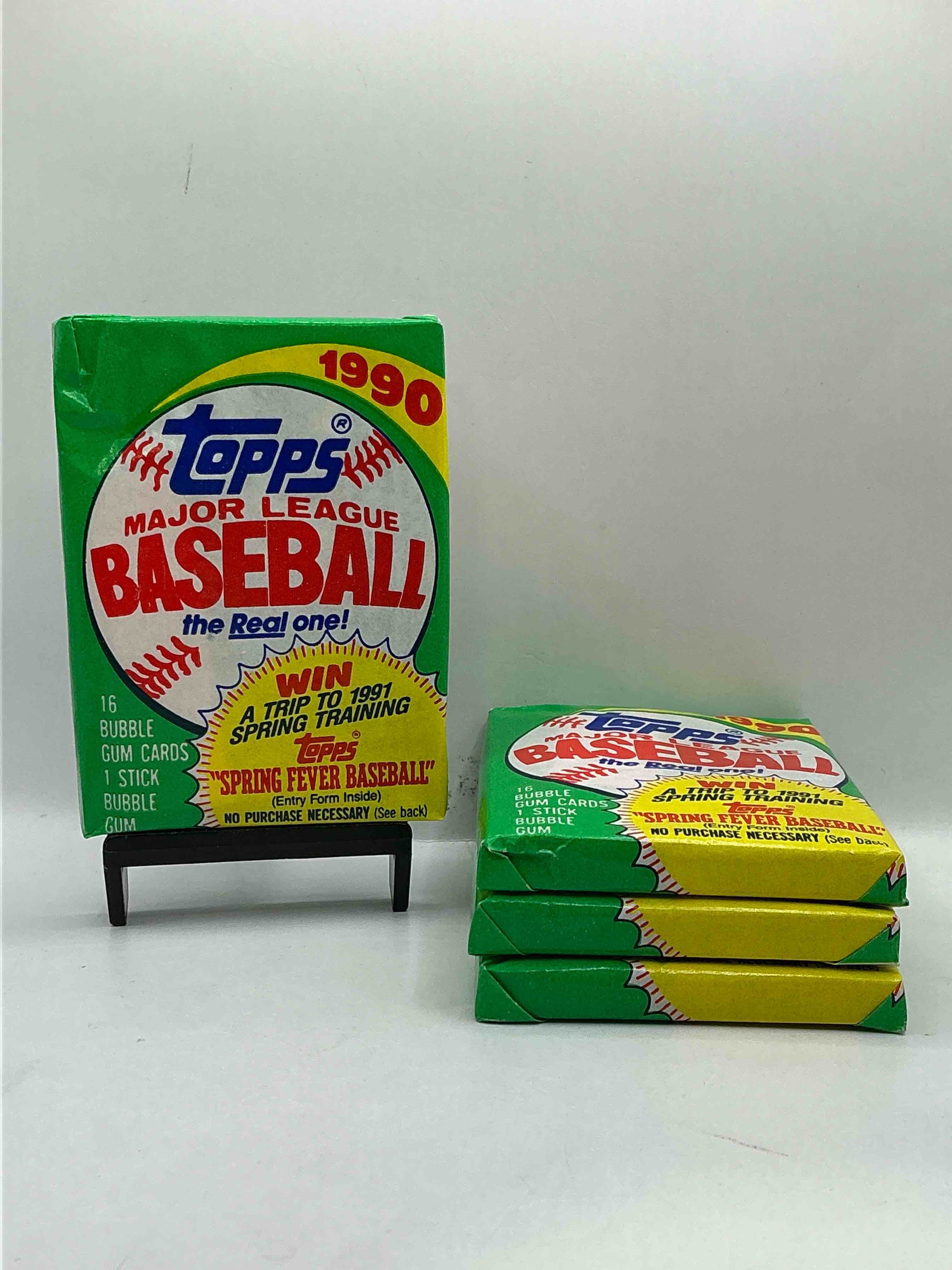 possible ken griffey jr rookie card! 1990 topps baseball unopened sports card wax pack, direct from original retail case! search for card collectibles like "the big hurt" frank thomas valuable rookie & error cards (error cards valued at $1,000 and up!), & early ken griffey jr. all star rookie card #336 (psa 10 value $350+) & so much more!