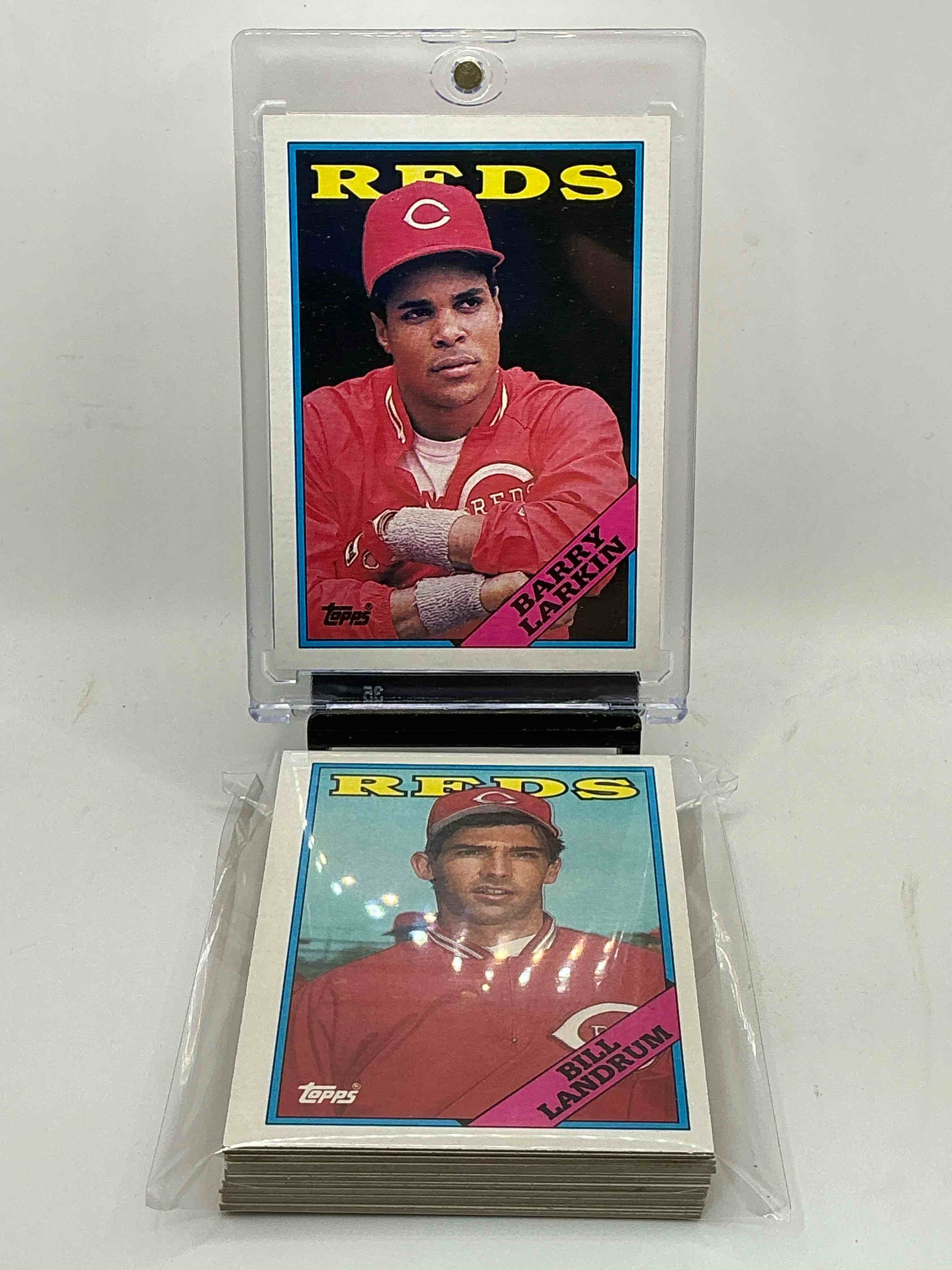 1988 topps reds team set! 27 card reds set! barry larkin & more! reds fans rejoice!