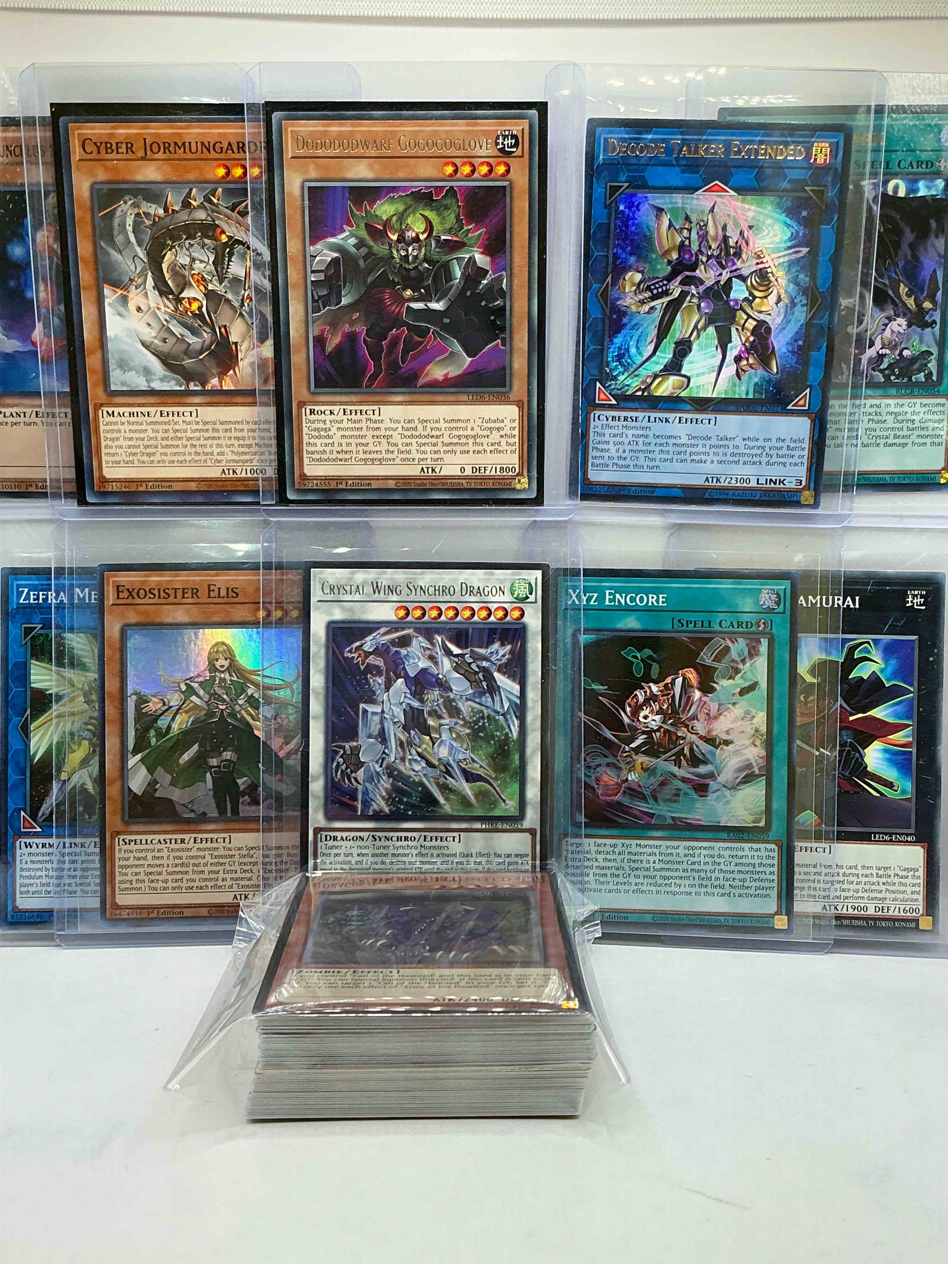 yu-gi-oh 50 card lot! join the craze of yu-gi-oh with these awesome cards! this 50 card lot includes the big three yu-gi-oh category cards, monsters, spells & traps! this 50 card lot includes some of all three! wow! perfect time to start collecting! 