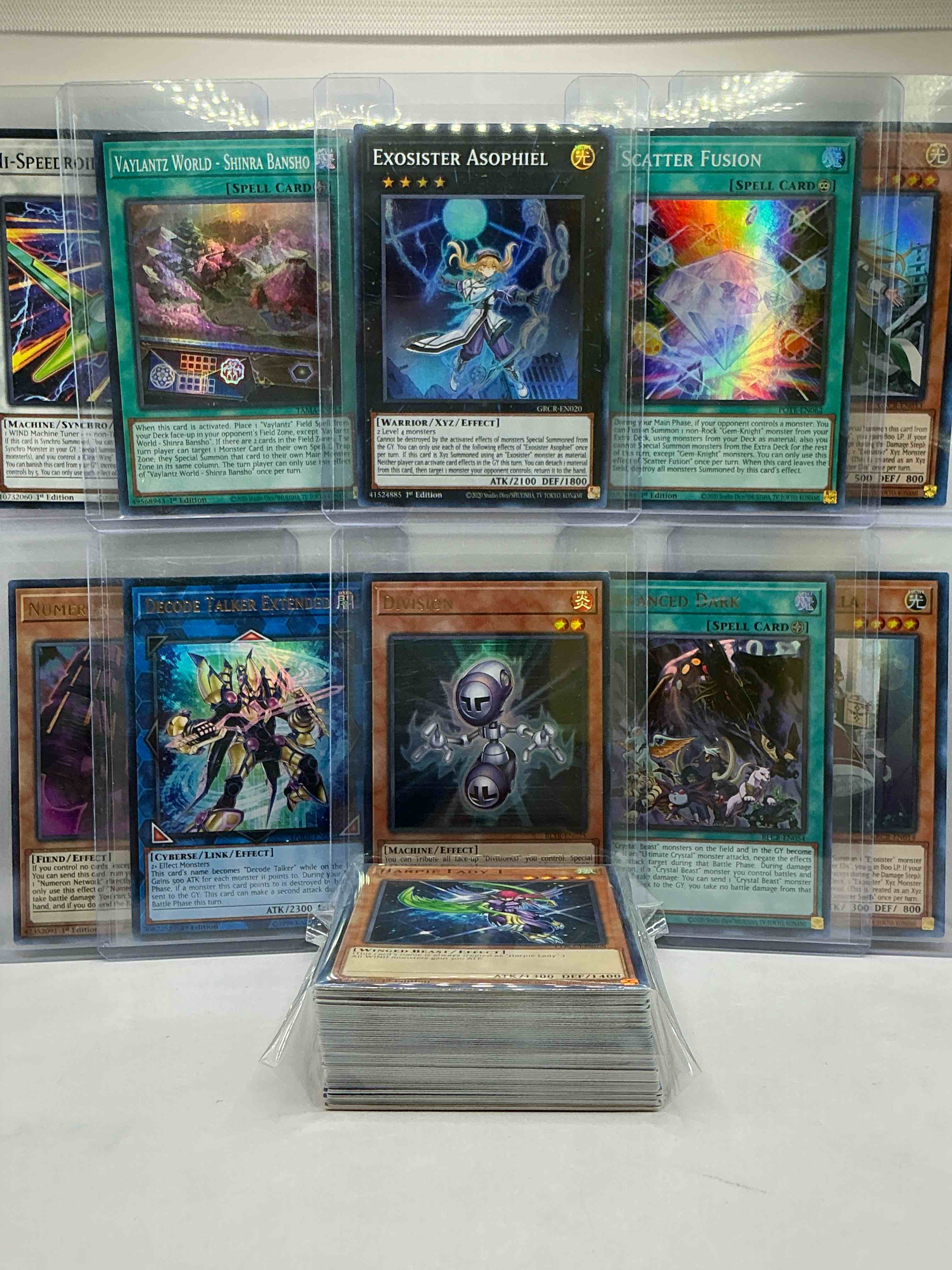 yu-gi-oh 50 card lot! join the craze of yu-gi-oh with these awesome cards! this 50 card lot includes the big three yu-gi-oh category cards, monsters, spells & traps! this 50 card lot includes some of all three! wow! perfect time to start collecting! 