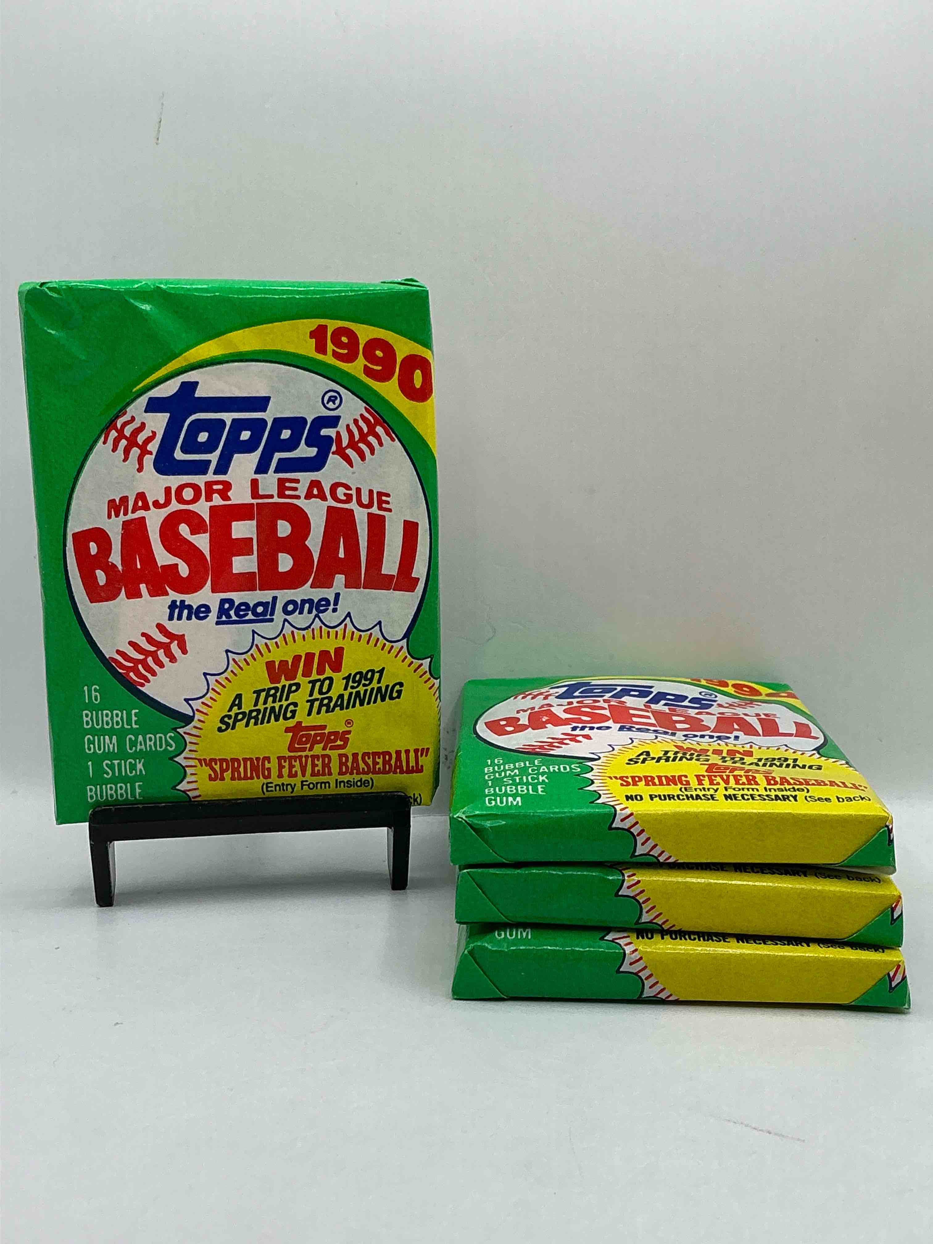 possible ken griffey jr rookie card! 1990 topps baseball unopened sports card wax pack, direct from original retail case! search for card collectibles like "the big hurt" frank thomas valuable rookie & error cards (error cards valued at $1,000 and up!), & early ken griffey jr. all star rookie card #336 (psa 10 value $350+) & so much more!