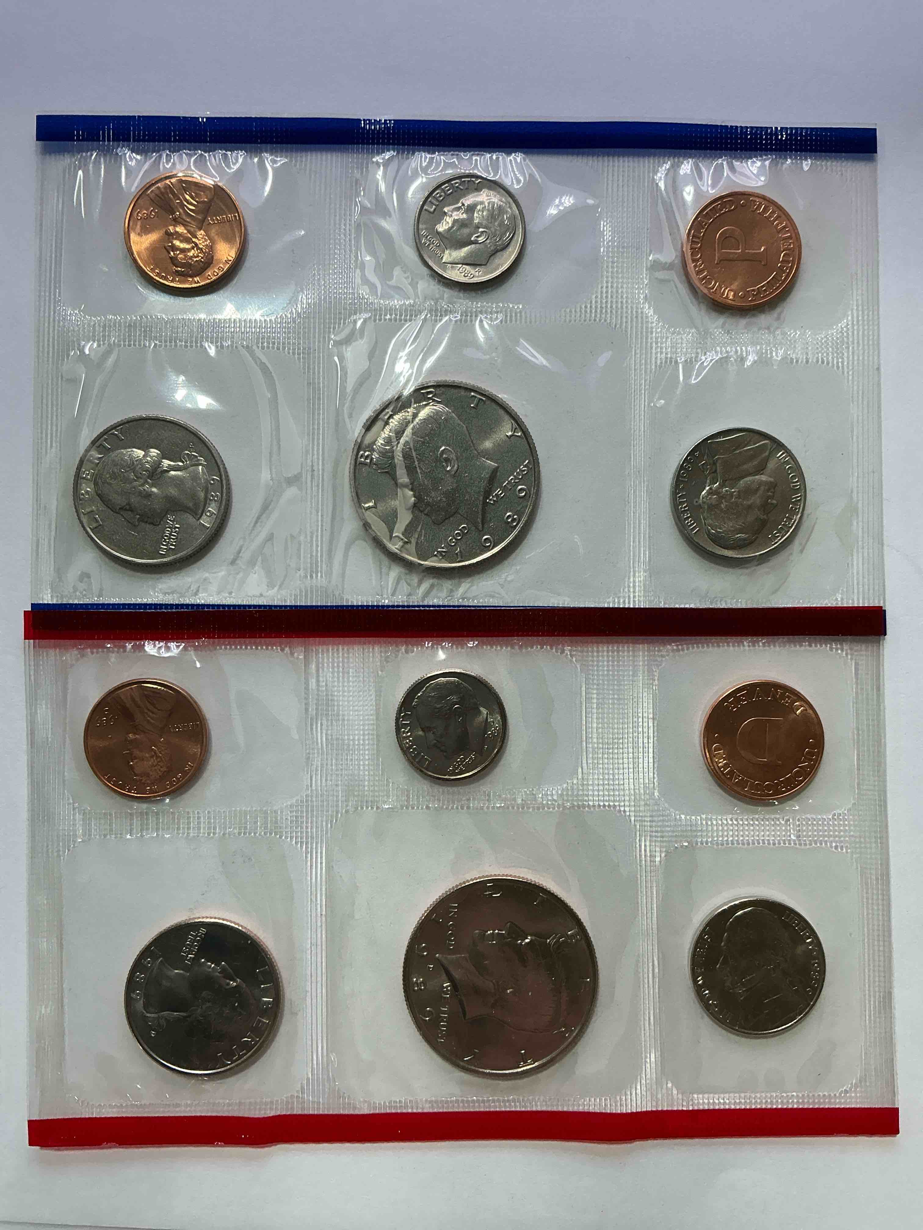 1989 uncirculated u.s. mint coins! attention all swifties out there! what a great year! these gorgeous coins from the mint set features each u.s. coins minted in 1989 in uncirculated condition, from each mint mark, philly & denver! from the u.s. treasury in 1989! own an awesome investment & incredible piece of u.s. history! also makes for an awesome gift!