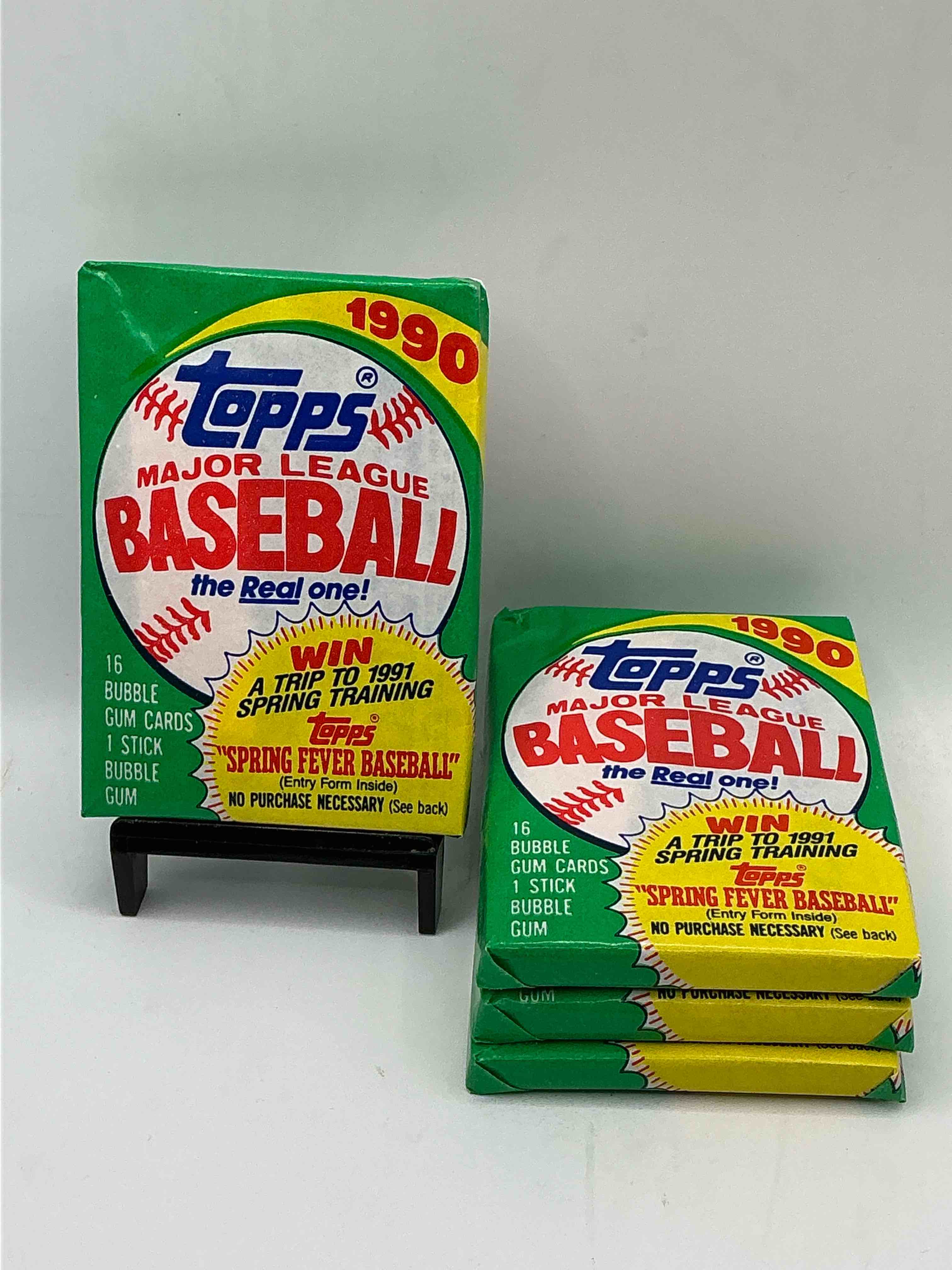 possible ken griffey jr rookie card! 1990 topps baseball unopened sports card wax pack, direct from original retail case! search for card collectibles like "the big hurt" frank thomas valuable rookie & error cards (error cards valued at $1,000 and up!), & early ken griffey jr. all star rookie card #336 (psa 10 value $350+) & so much more!