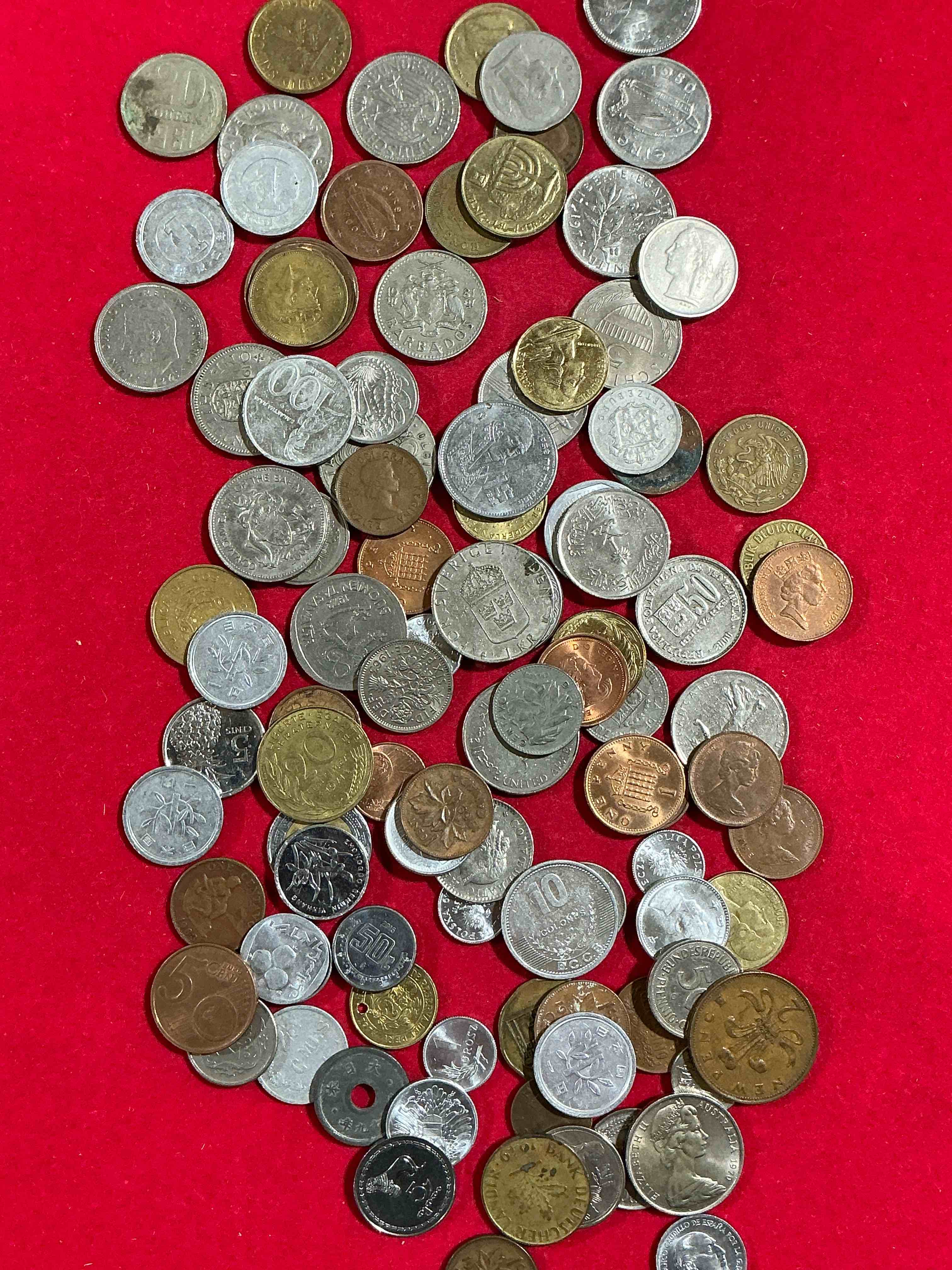 World Coins, Antique & Vintage! Each Lot Is Unique! Many Different Years, Countries, Sizes & Exotic Places. This Cool Collection Of Antique Coins From Around The World Is Loads Of Fun! Have Fun Identifying Each Coin & Country As A Great Educational Tool! A Great Investment Too!
