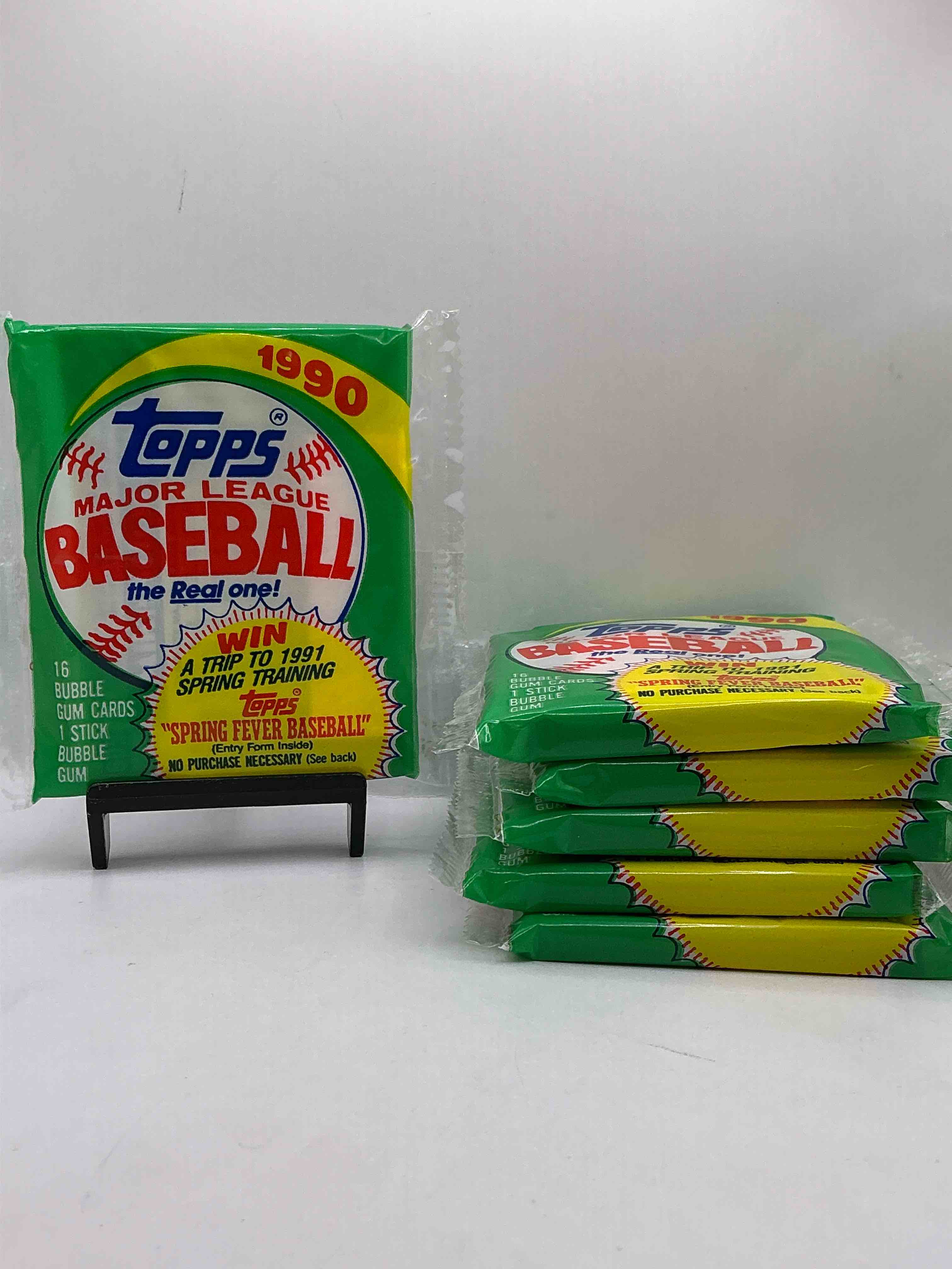 alternate packaging! rare! possible ken griffey jr rookie card! 1990 topps baseball unopened sports card wax pack, direct from original retail case! search for card collectibles like "the big hurt" frank thomas valuable rookie & error cards (error cards valued at $1,000 and up!), & early ken griffey jr. all star rookie card #336 (psa 10 value $350+) & so much more!