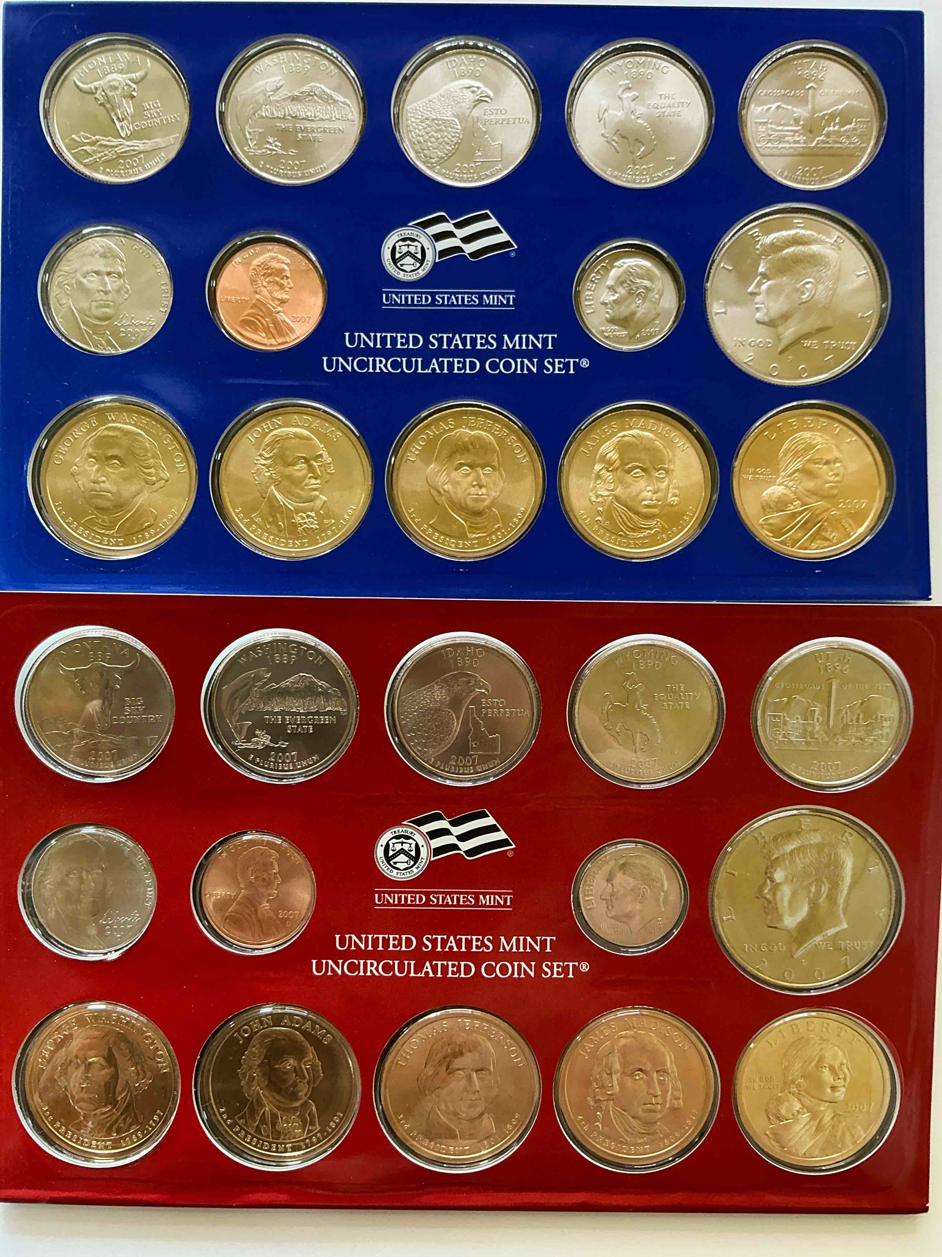 28 coin craziness! denver & philly mints! 2007 uncirculated mint set coins! includes half dollars, president dollar coins, dimes, nickels, pennies & quarters! cool coin collectible! 