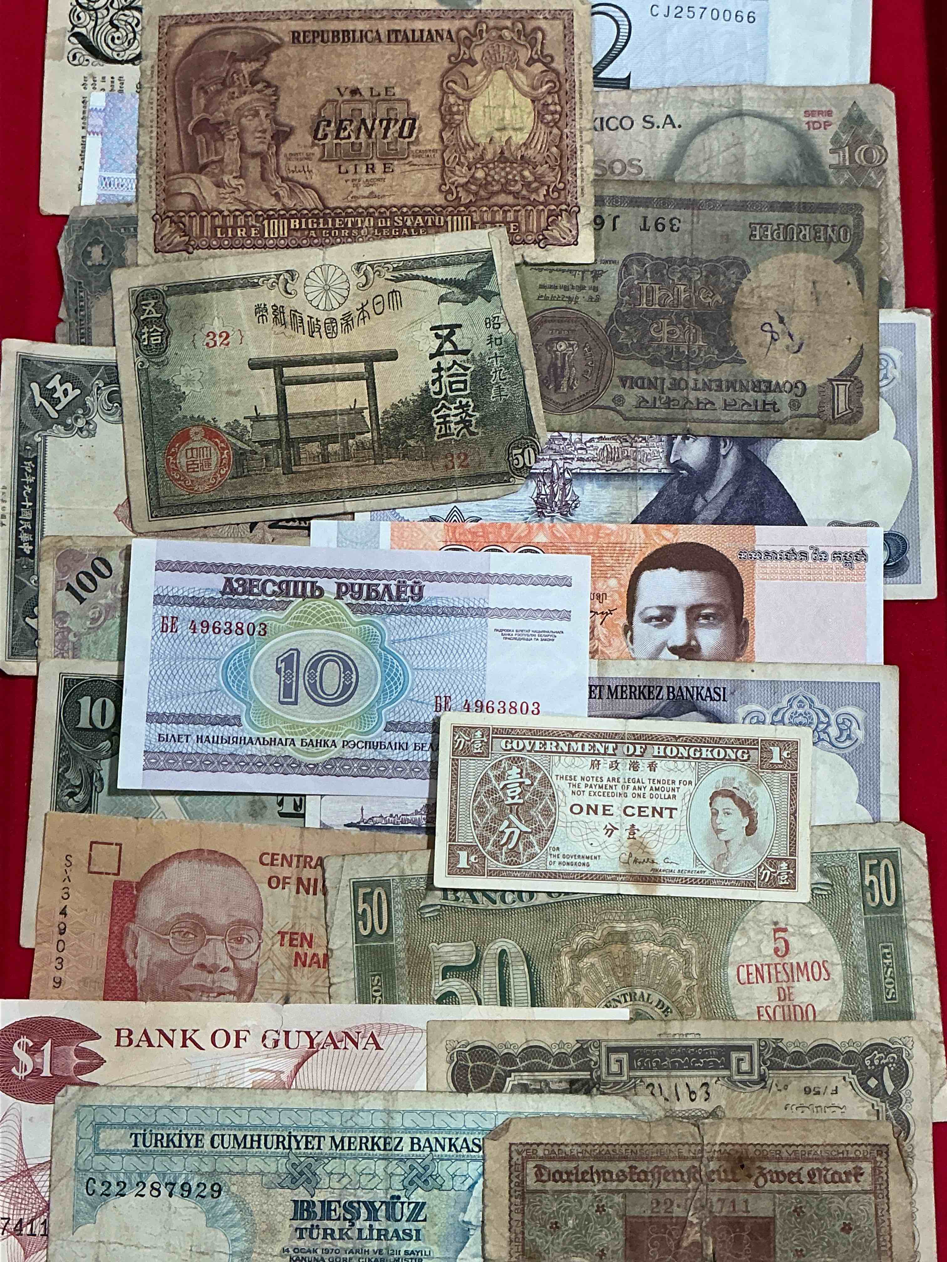 world antique & modern authentic paper money! genuine paper currency from around the world, all bills unique & typically span the last 100 years or so! in circulated & uncirculated condition! impossible to collect! 