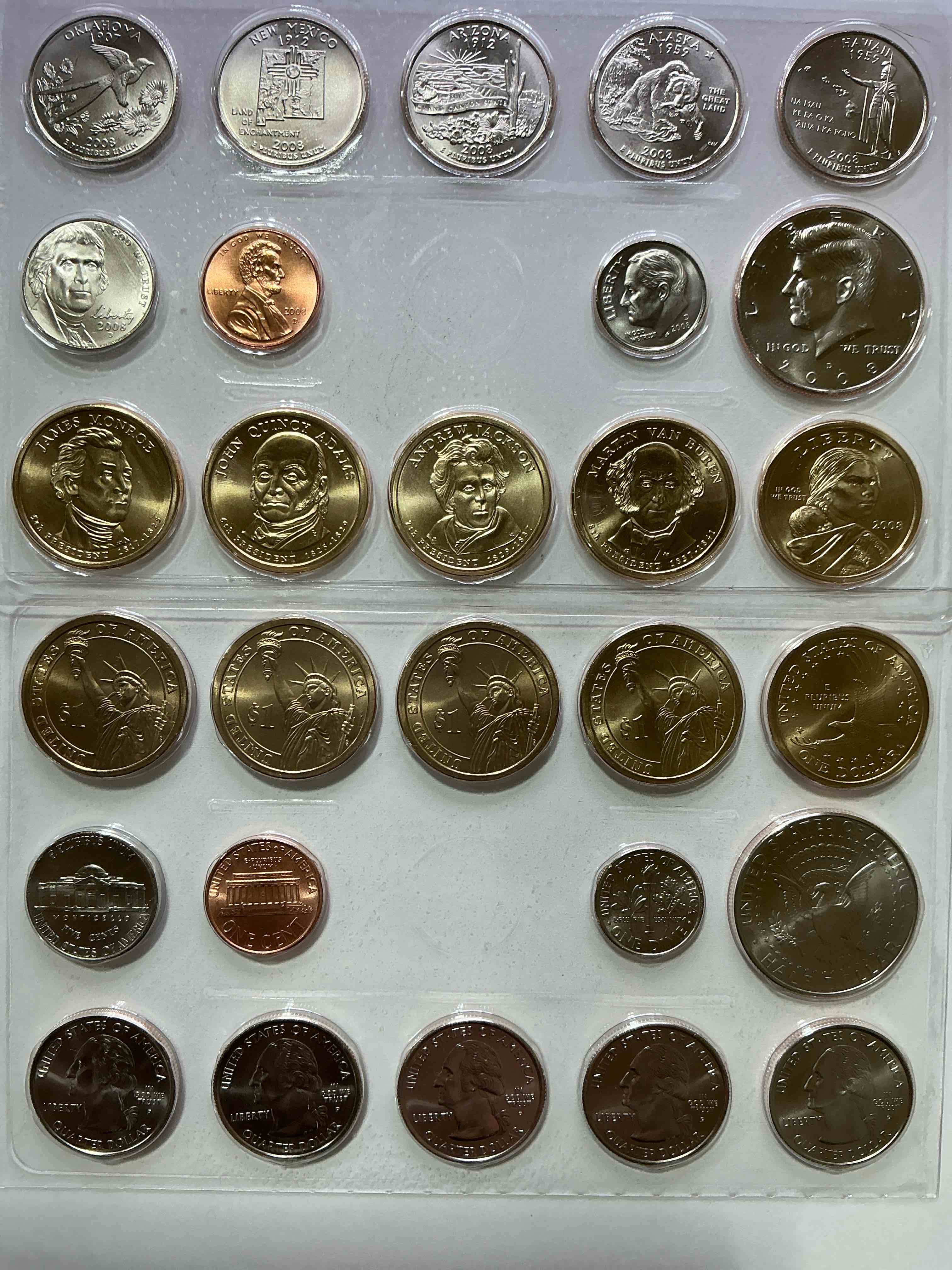28 coin craziness! denver & philly mints! 2008 uncirculated mint set coins! includes half dollars, president dollar coins, dimes, nickels, pennies & quarters! cool coin collectible! 