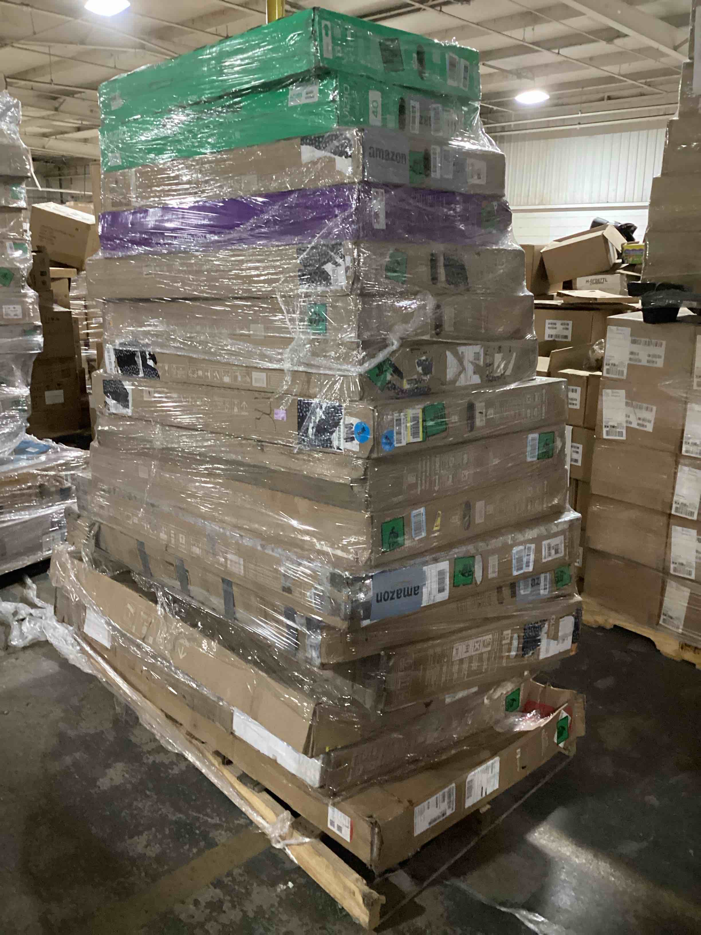 16 TVs, Most 55 Inches or Larger. Brands Like LG, Samsung, Roku and Vizio for Parts or Repair, Your Bid Per TV.