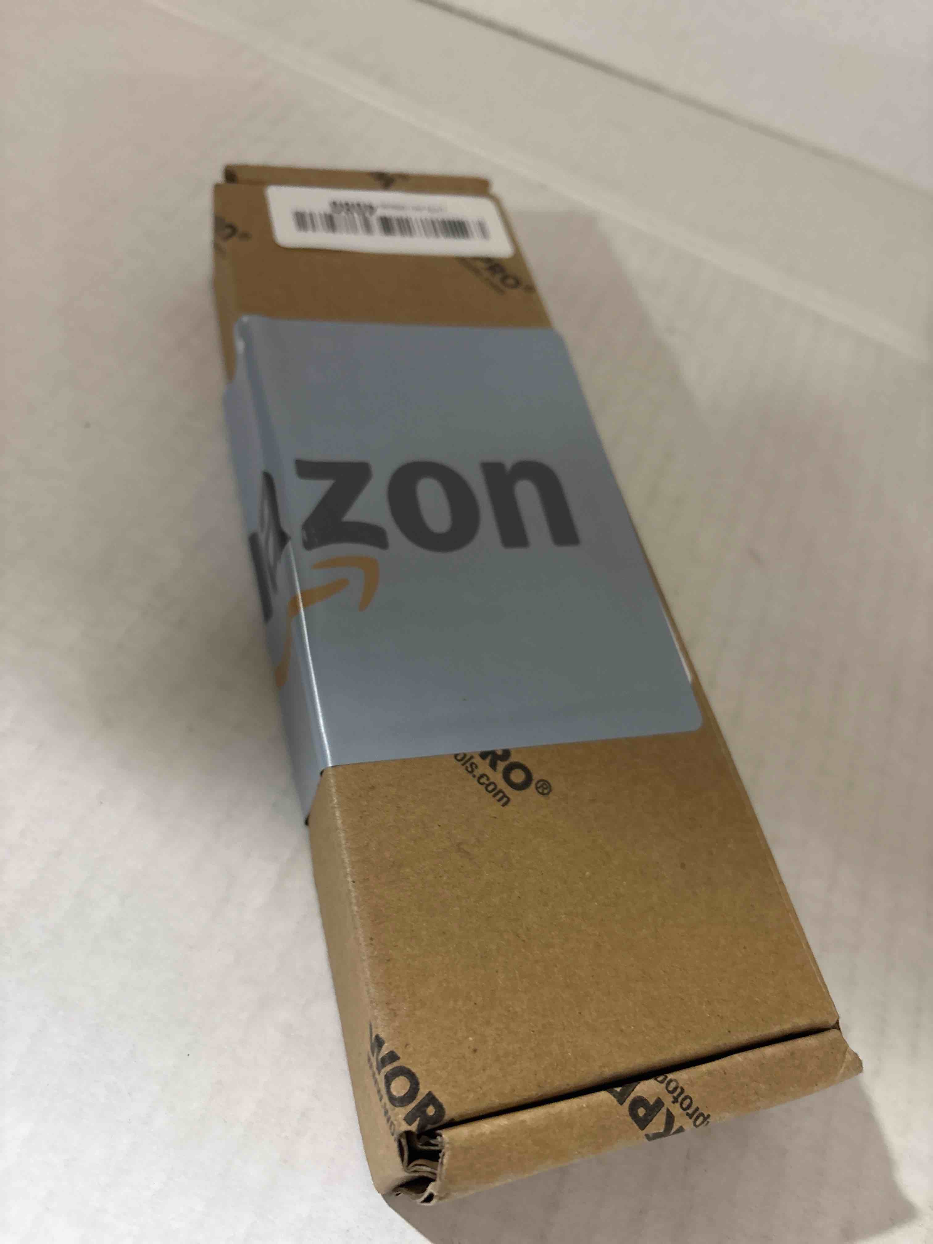 Condition photo showing New/Like New for WORKPRO Mini Bolt Cutter 8-inch, Spring Loaded Wire Cutters Heavy Duty with Soft Anti-slip Handle, Small Bolt Cutter, Wire Cable Cutter, Spring Snips Clippers (Upgrade Grip) 8-inch/210mm Upgraded Handle