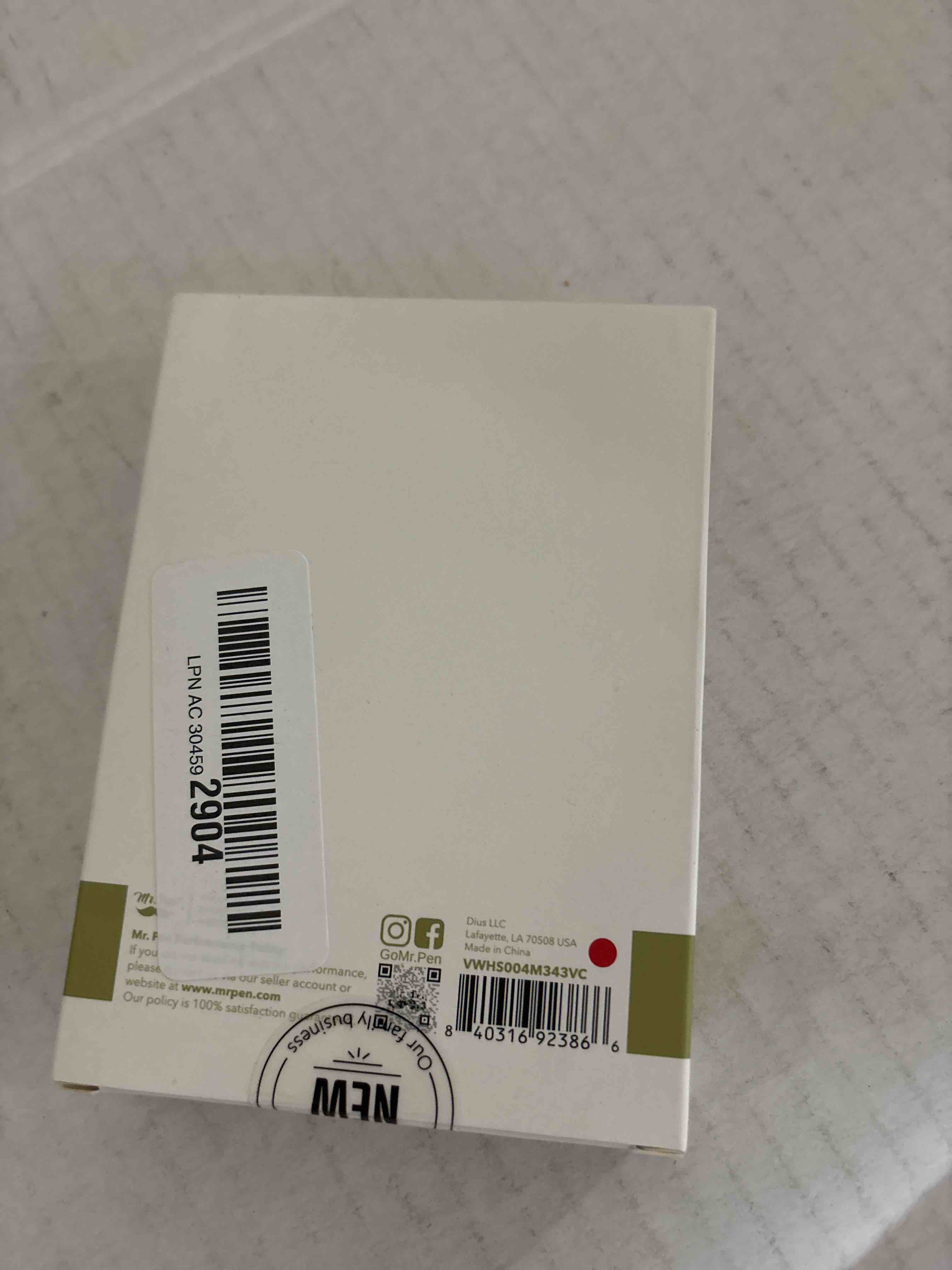 Condition photo showing New/Like New for Mr. Pen- Jumbo Permanent Markers, 4 Pack, Red, Chisel Tip, Large Permanent Markers