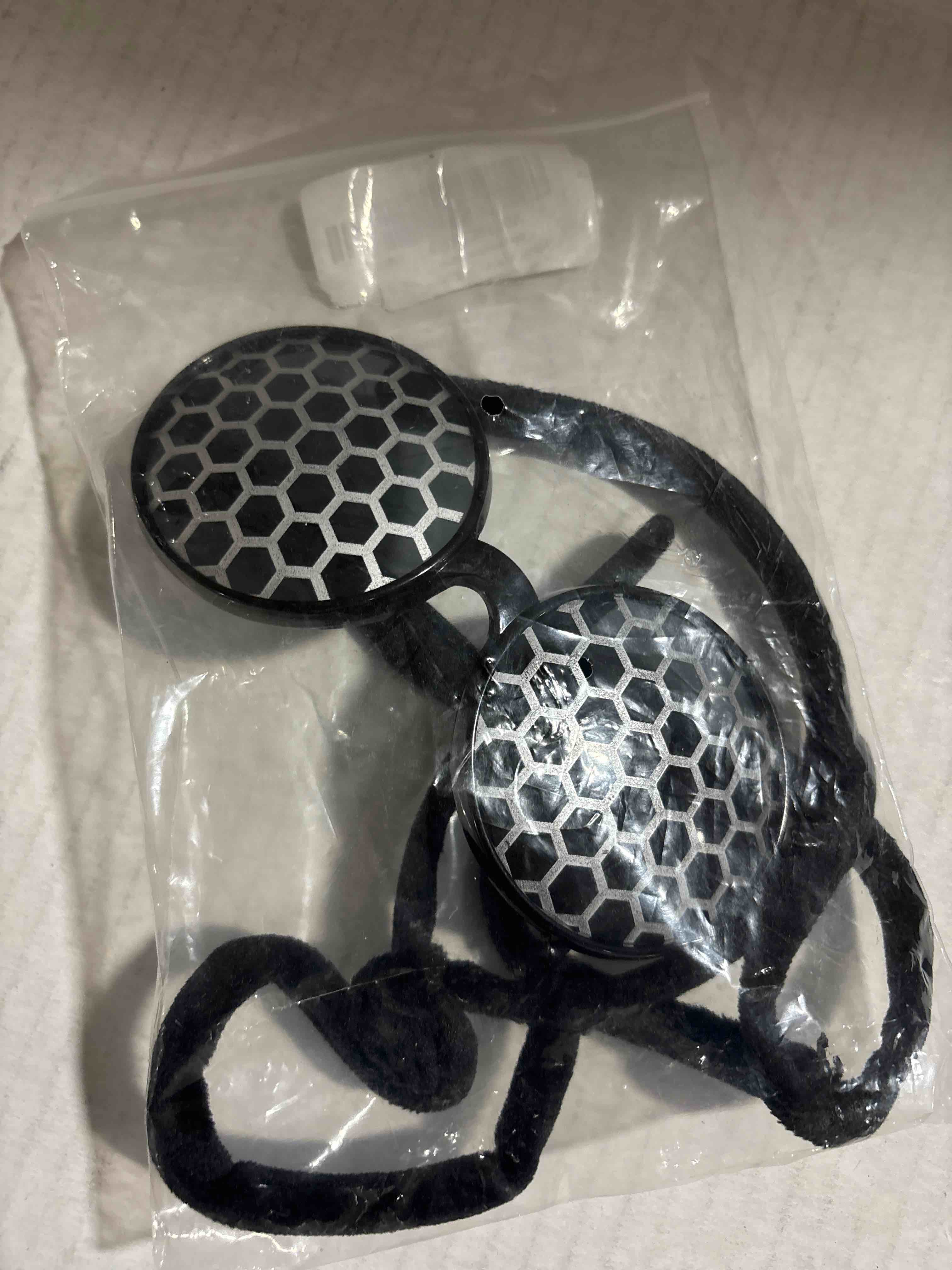 Condition photo showing New/Like New for Poptrend Bug Headband and Glasses,Fly Antenna Headband and Glasses Set Costume Accessories Halloween Cosplay Party Favors for Women, Men and Kids