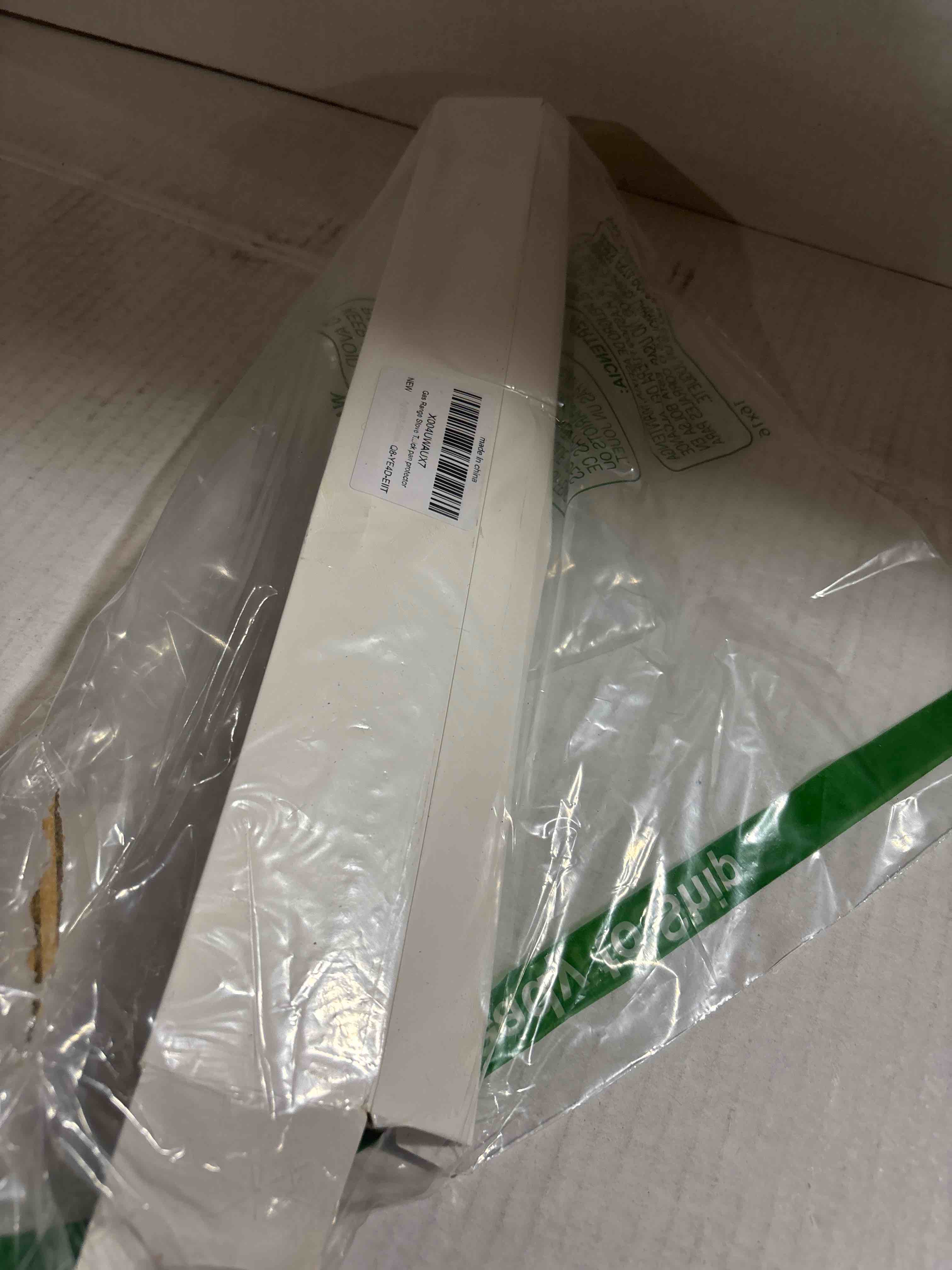 Condition photo showing New/Like New for Gas Range Stove Top Protector compatible with GE 36 inch Gas Range Model JGP5036 CGP5036 CGP7036 PGP7036 PGP9036, Washable and reusable gas cooktop cover, gas cooktop non-stick pan protector