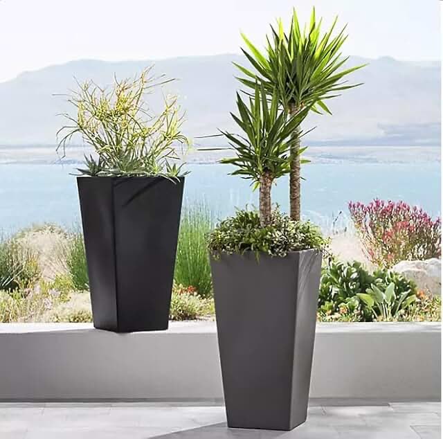 Pack of 2 Members Mark 28-inch Onyx Black Tall Planter