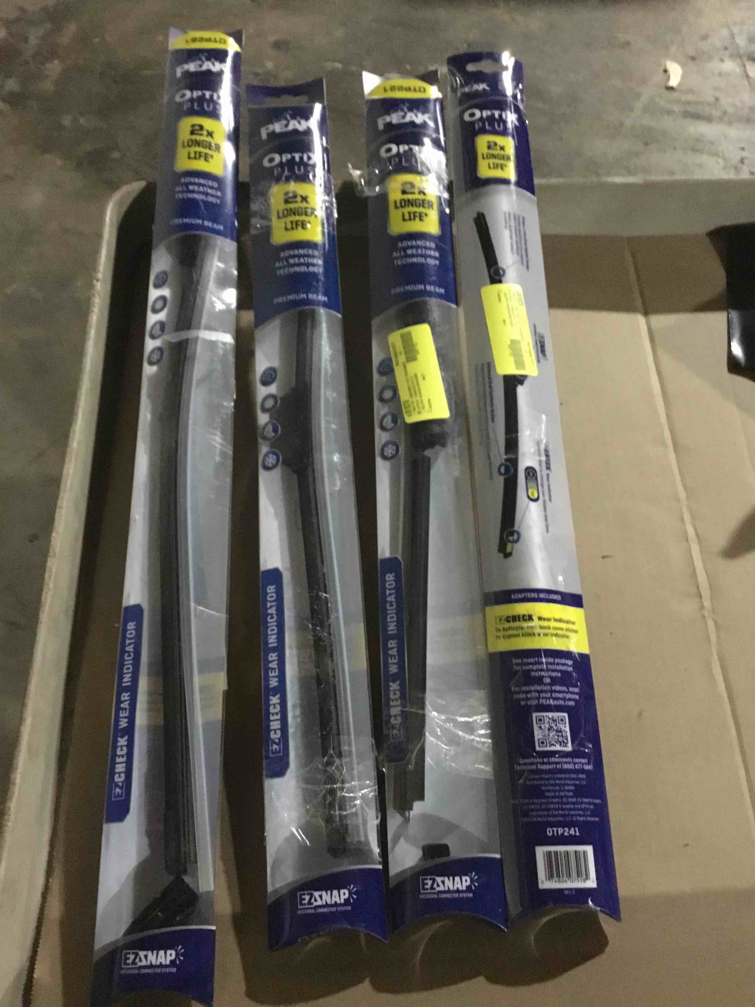 PEAK® OPTIX® PLUS premium beam wiper blades are uniquely engineered for 2X longer life* with a heavy-duty spoiler design and an enhanced dual synthetic rubber