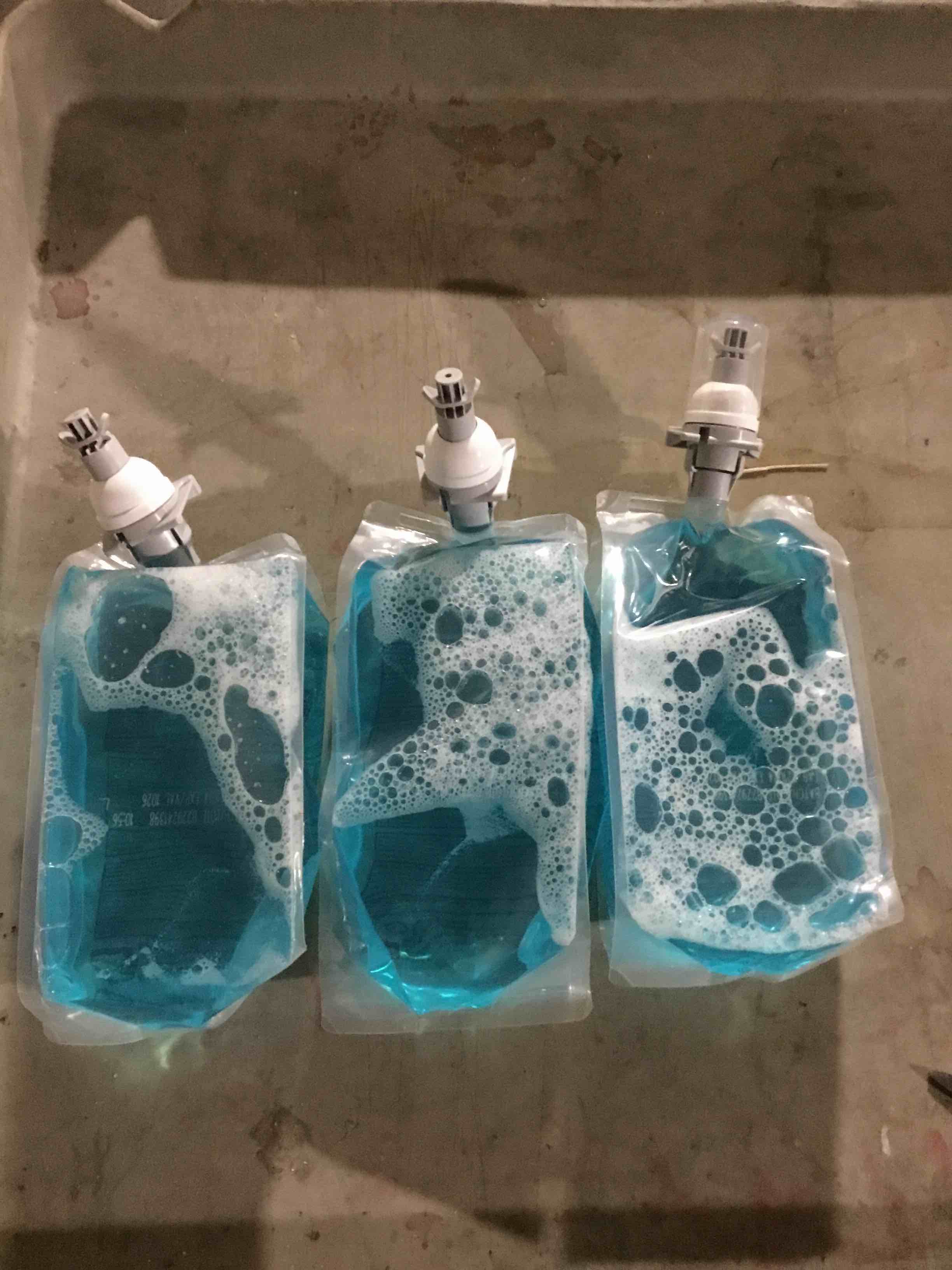 RCP450019 - Moisturizing Foam Soap Refills Brand: TC