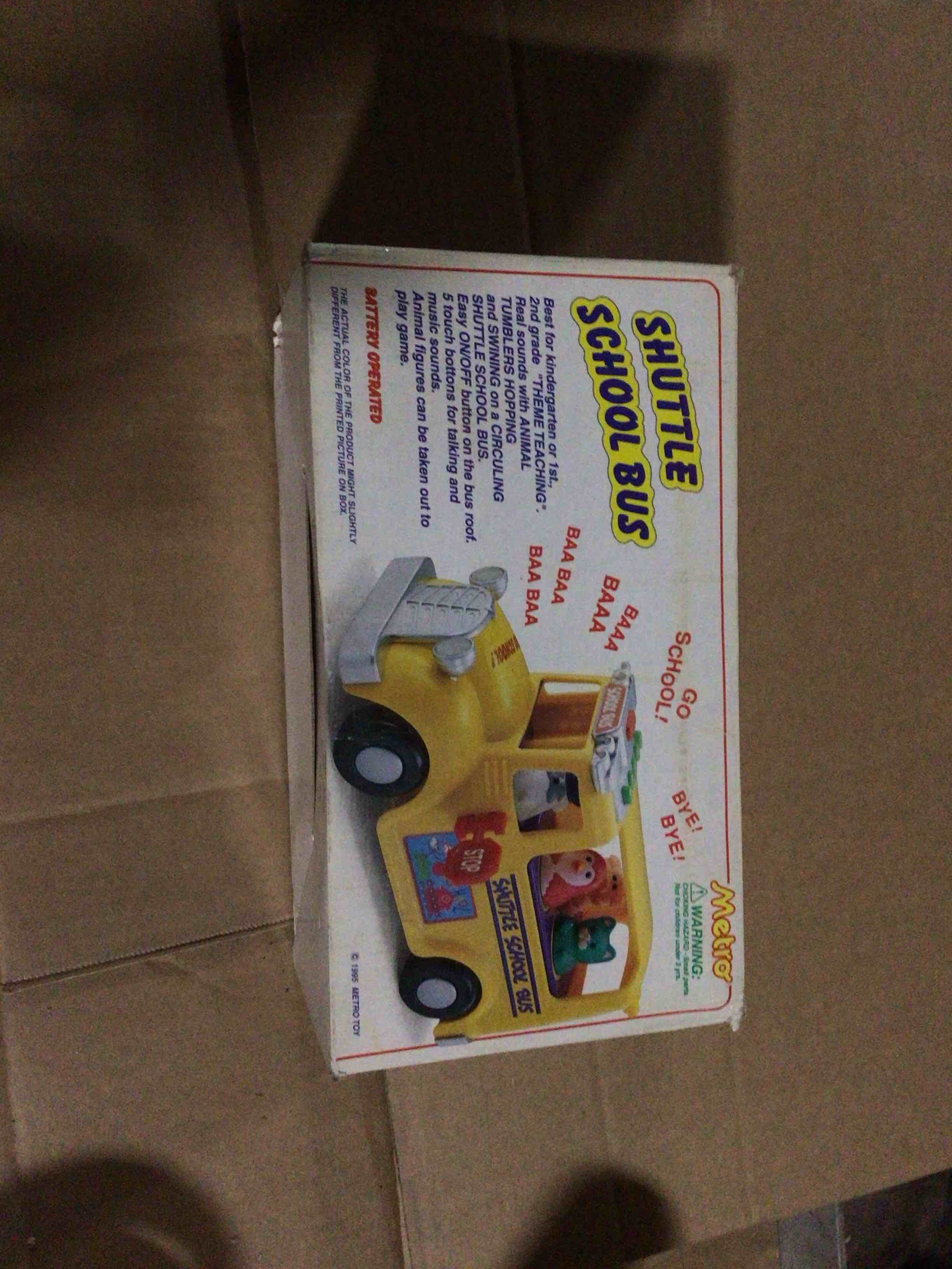 Metro yellow shuttle school bus manufactured by metro toy