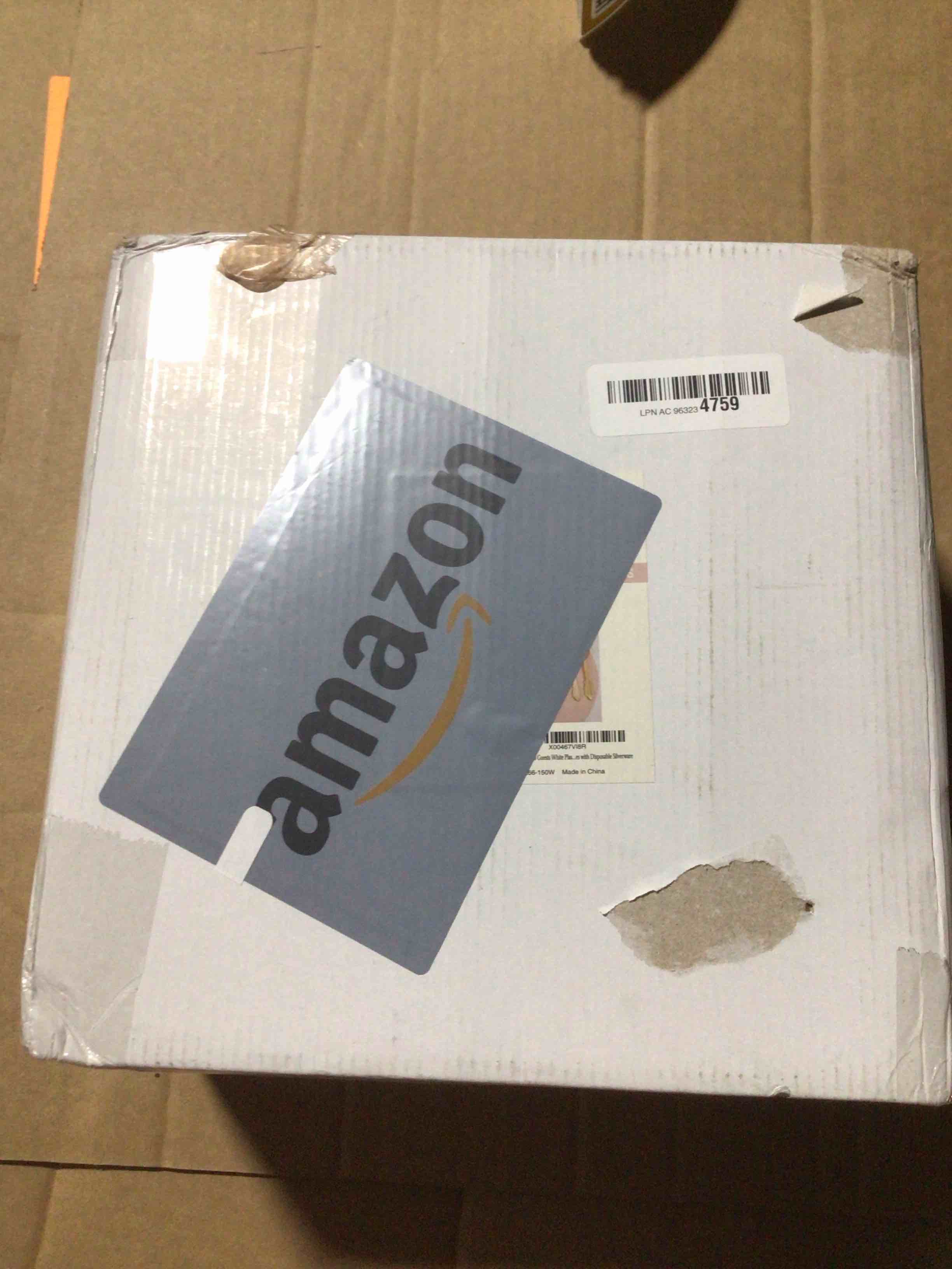 Condition photo showing New/Like New for DaYammi 150Pcs White Plastic Plates & Gold Plastic Silverware, White Disposable Plates for Party Include 30 Dinner Platos,30 Dessert Platos,30 Golden Knives,30 Gold Forks,30 Spoons for Wedding Party