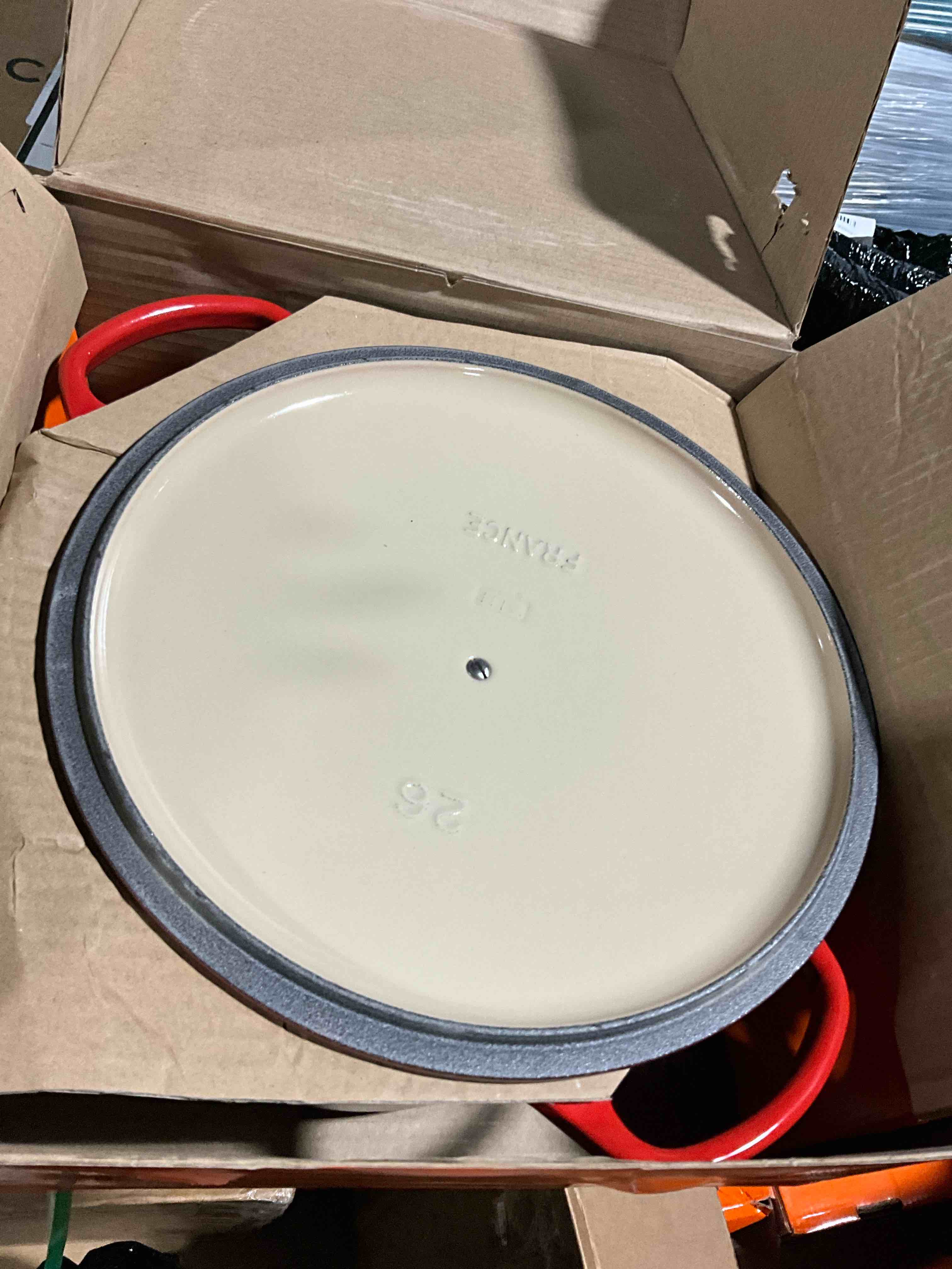 Condition photo showing New/Like New for Le Creuset Enameled Cast Iron Signature Round Dutch Oven, 5.5 qt., Cerise