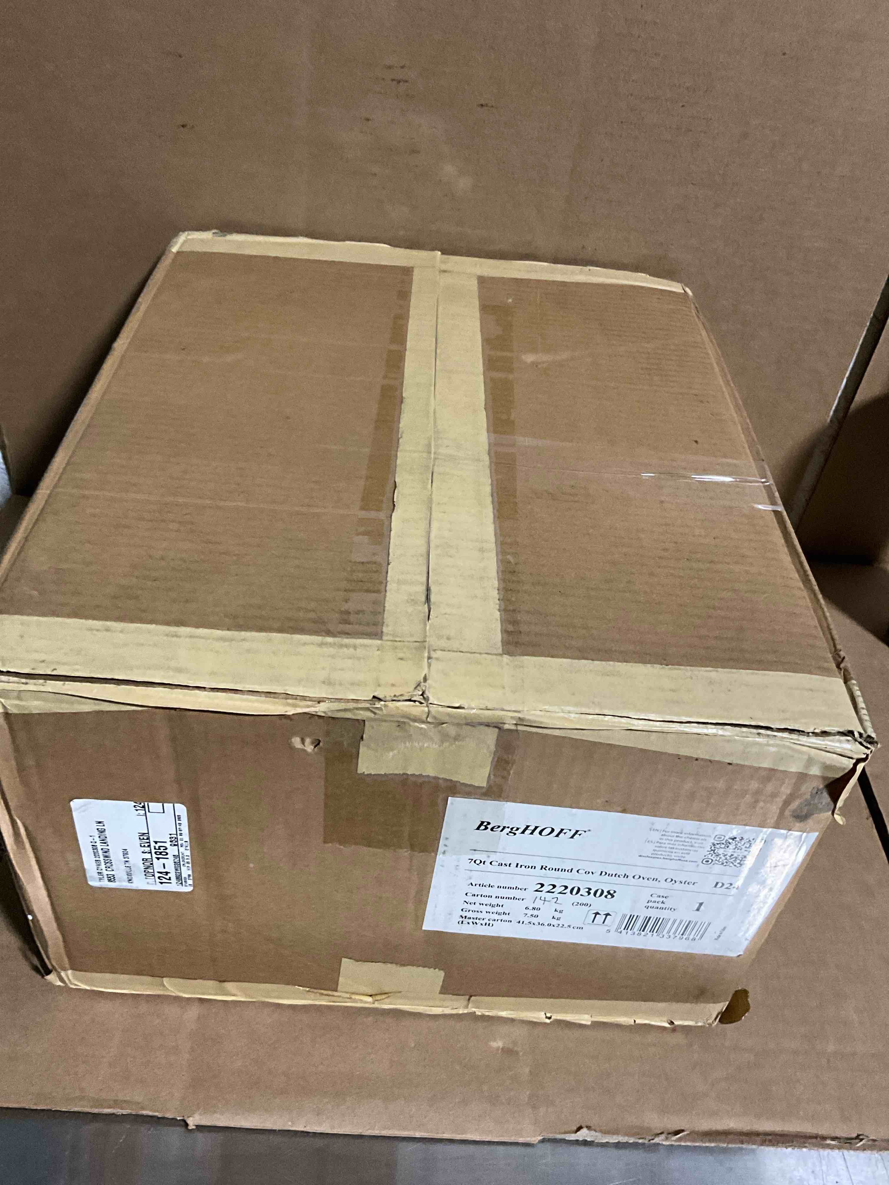 Condition photo showing New/Like New for Neo Cast Iron Round Covered Dutch Oven, 7 Quart