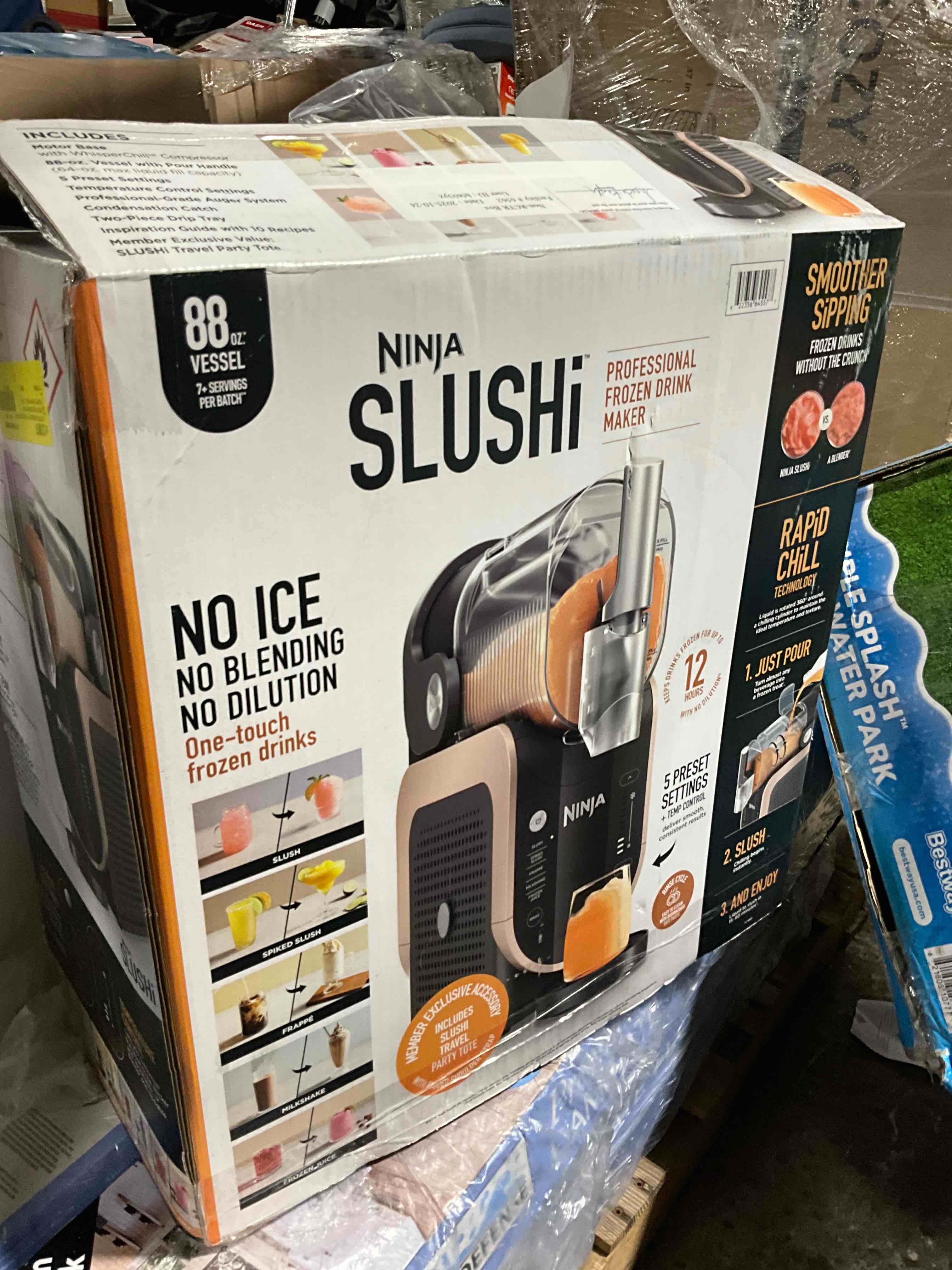 Condition photo showing Good Condition for ninja slushi professional frozen drink maker 
