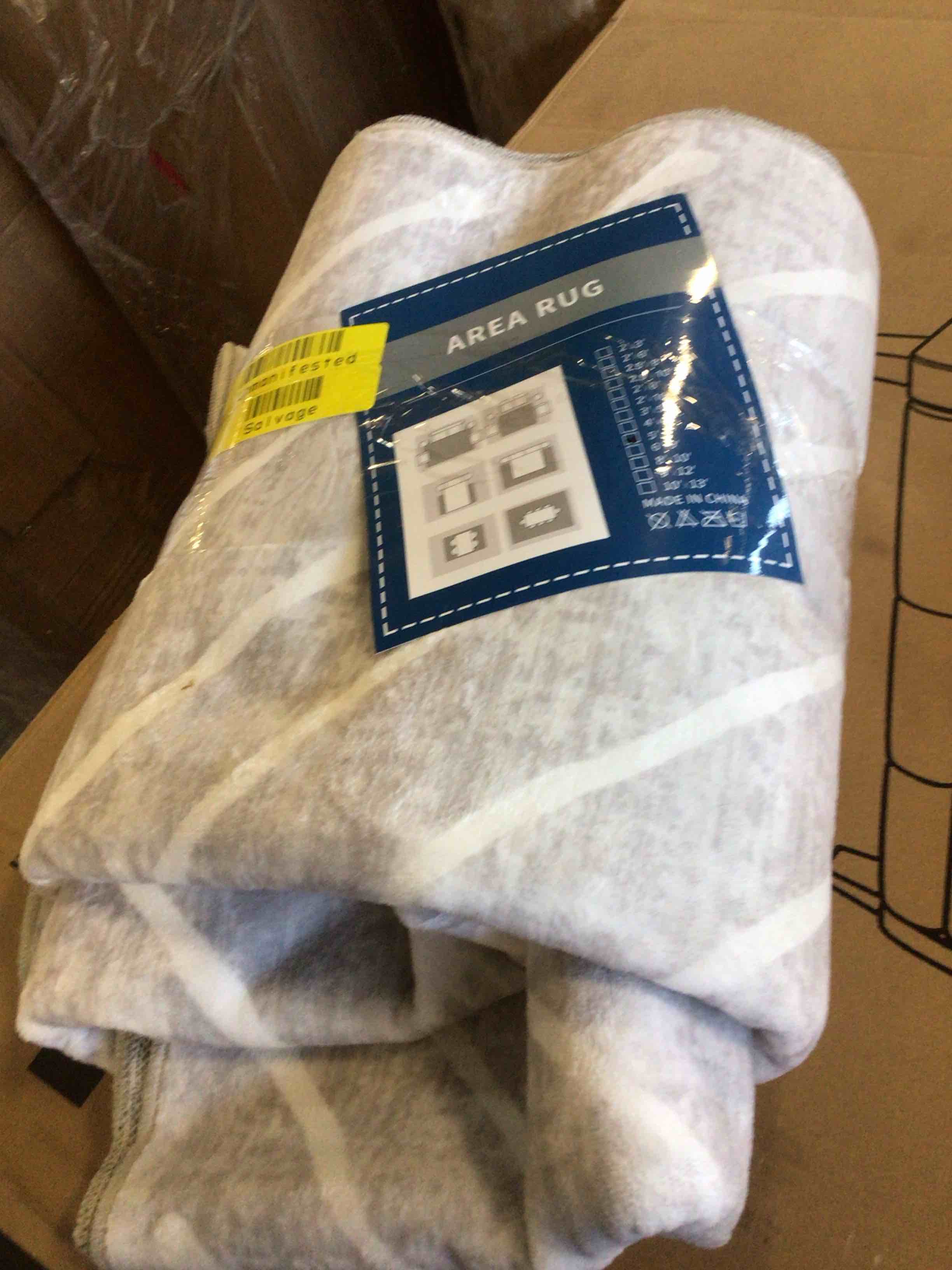 https://s3.amazonaws.com/lotting-images-prod/bidfta/BRN4100364_1778674638788.jpeg