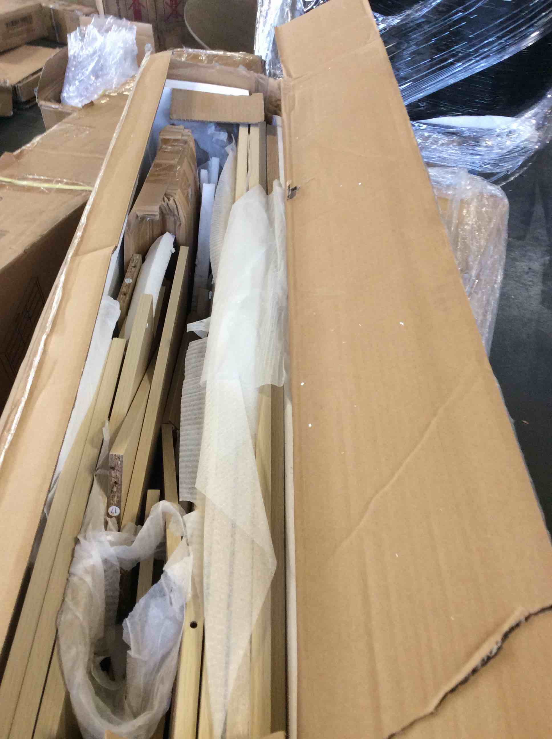 https://s3.amazonaws.com/lotting-images-prod/bidfta/BRN4100381_1778677826400.jpeg