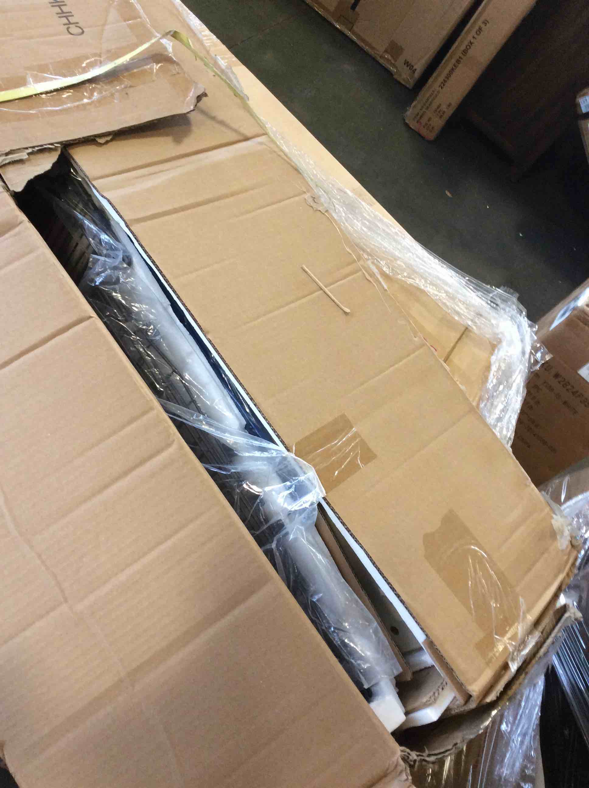 https://s3.amazonaws.com/lotting-images-prod/bidfta/BRN4100382_1778678740237.jpeg