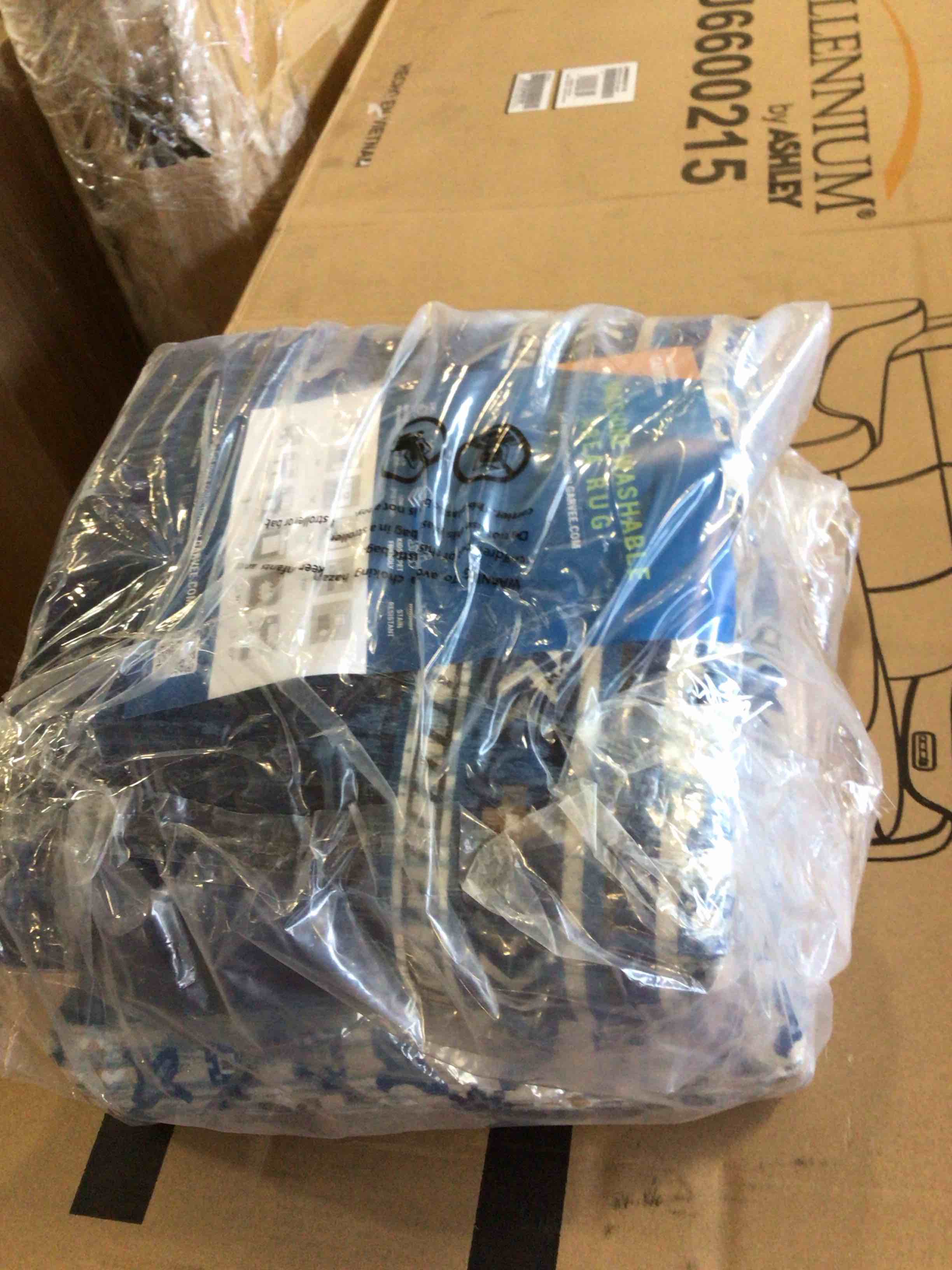 https://s3.amazonaws.com/lotting-images-prod/bidfta/BRN4100386_1778678971285.jpeg