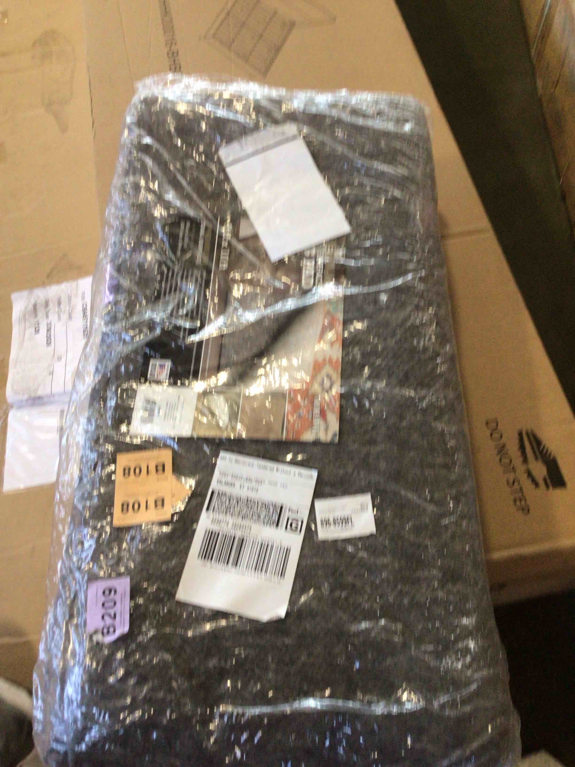 https://s3.amazonaws.com/lotting-images-prod/bidfta/BRN4100389_1778681218880.jpeg